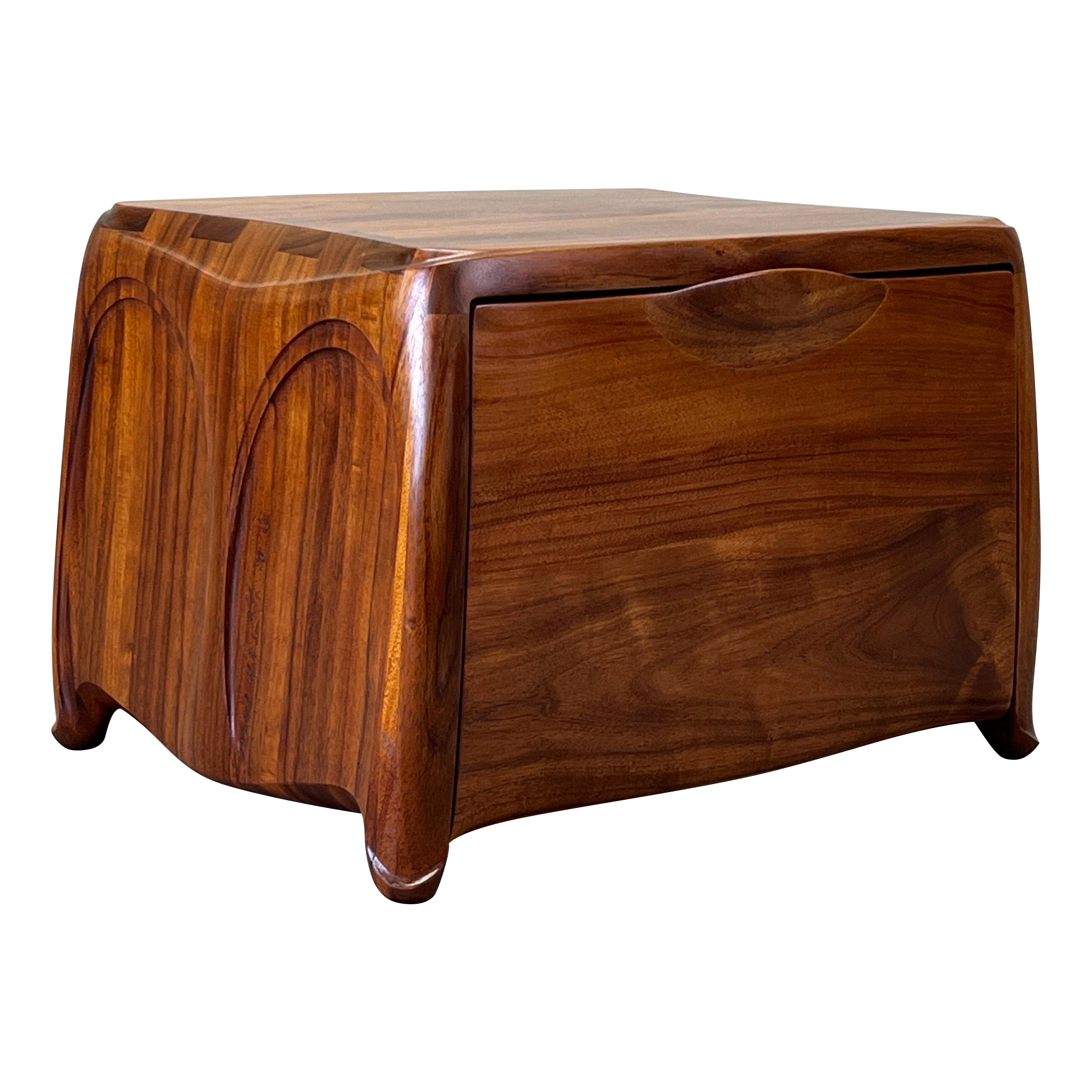 Studio A Magazine Cabinet / Tavolo in vendita