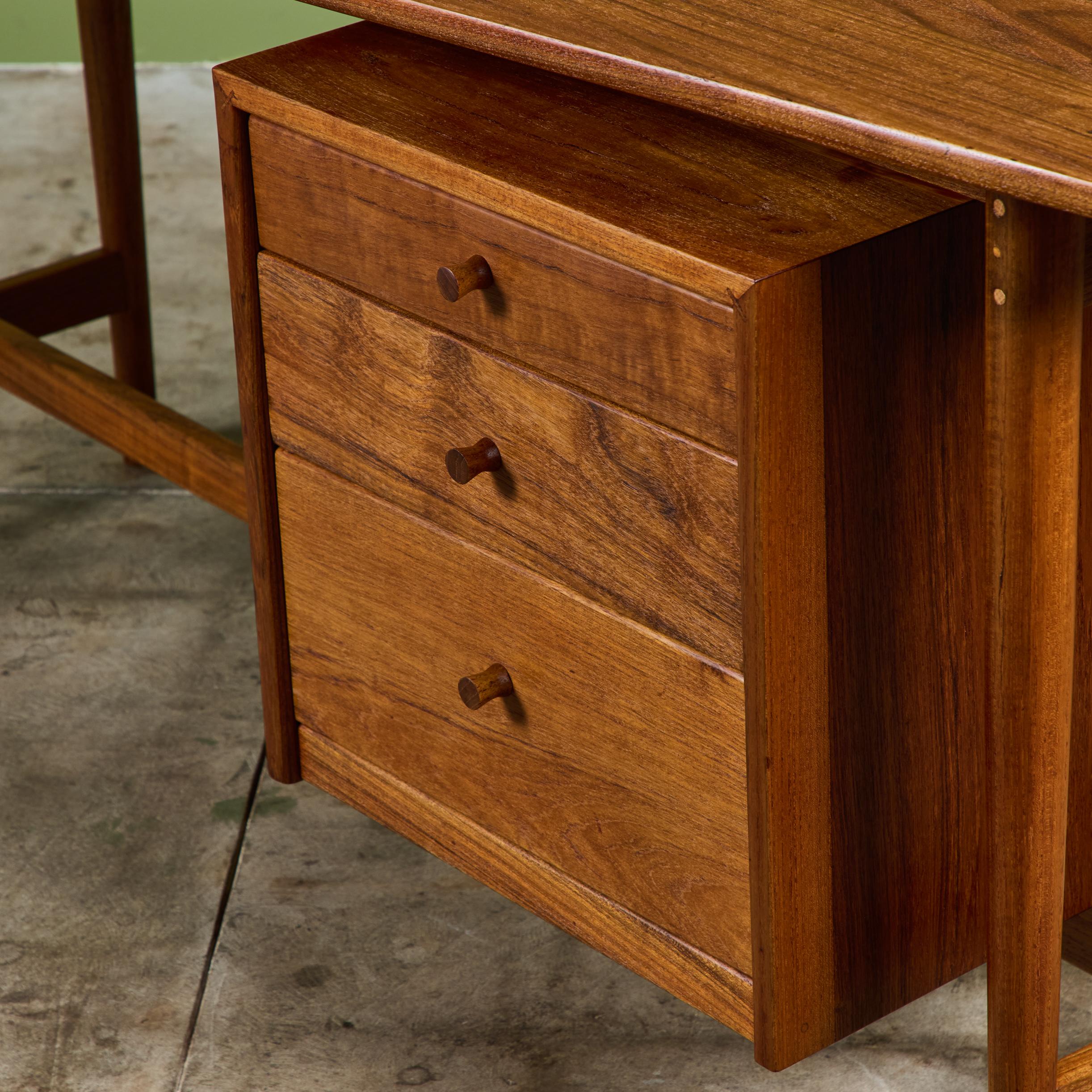 Bureau Studio Craft de Richard Artschwager en vente 8