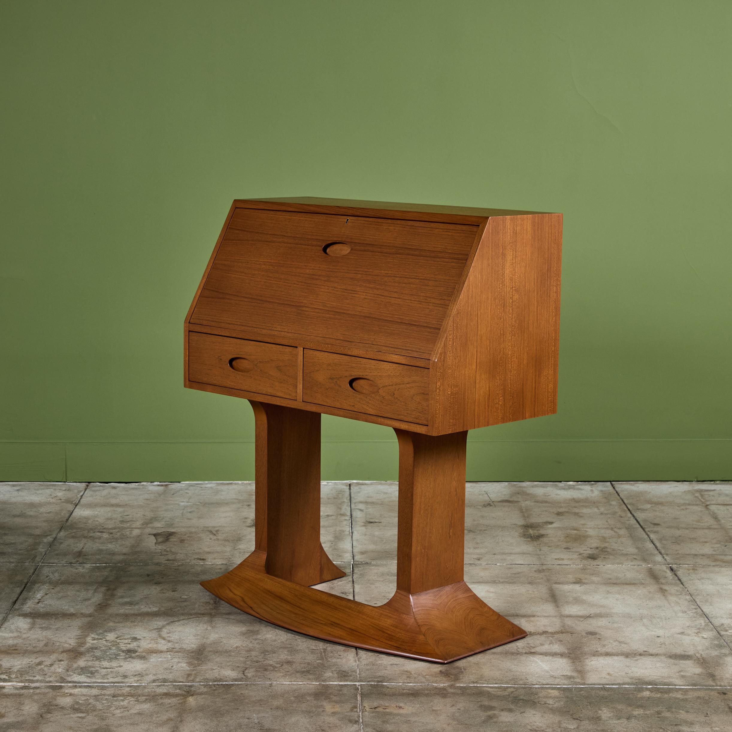 Studio A Teak - Scrivania in Teak in vendita 1