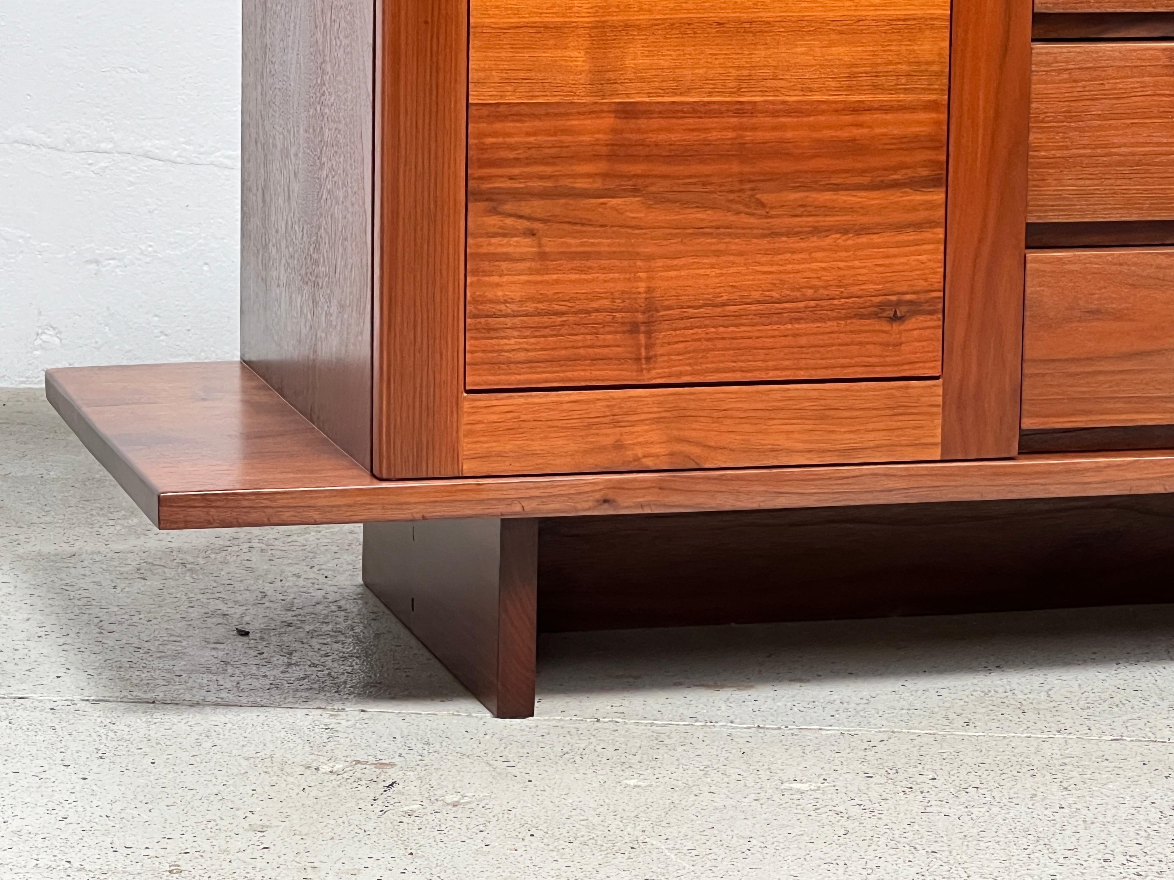 Studio A Cabinet in noce in vendita 7