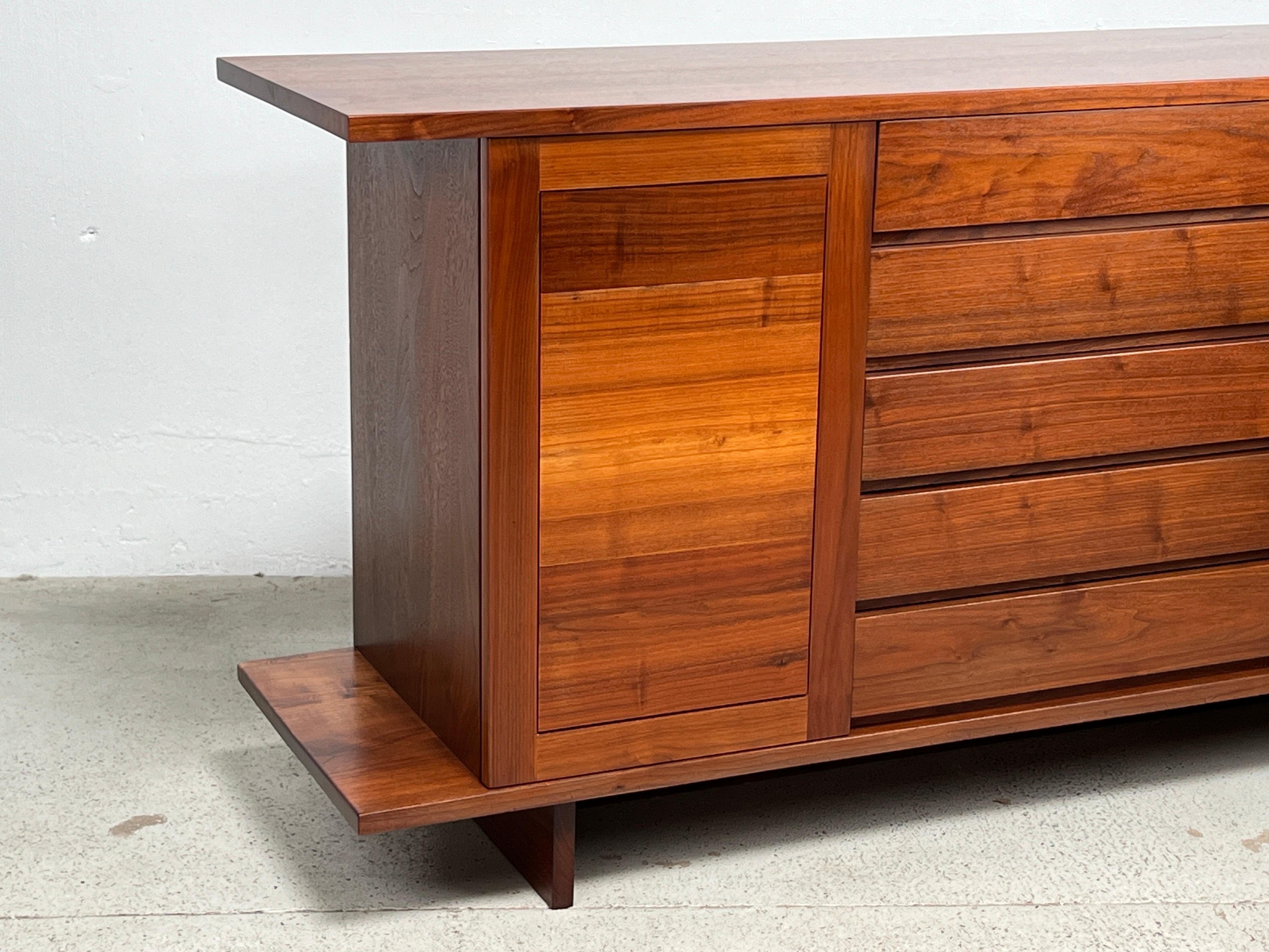 Studio A Cabinet in noce in vendita 13
