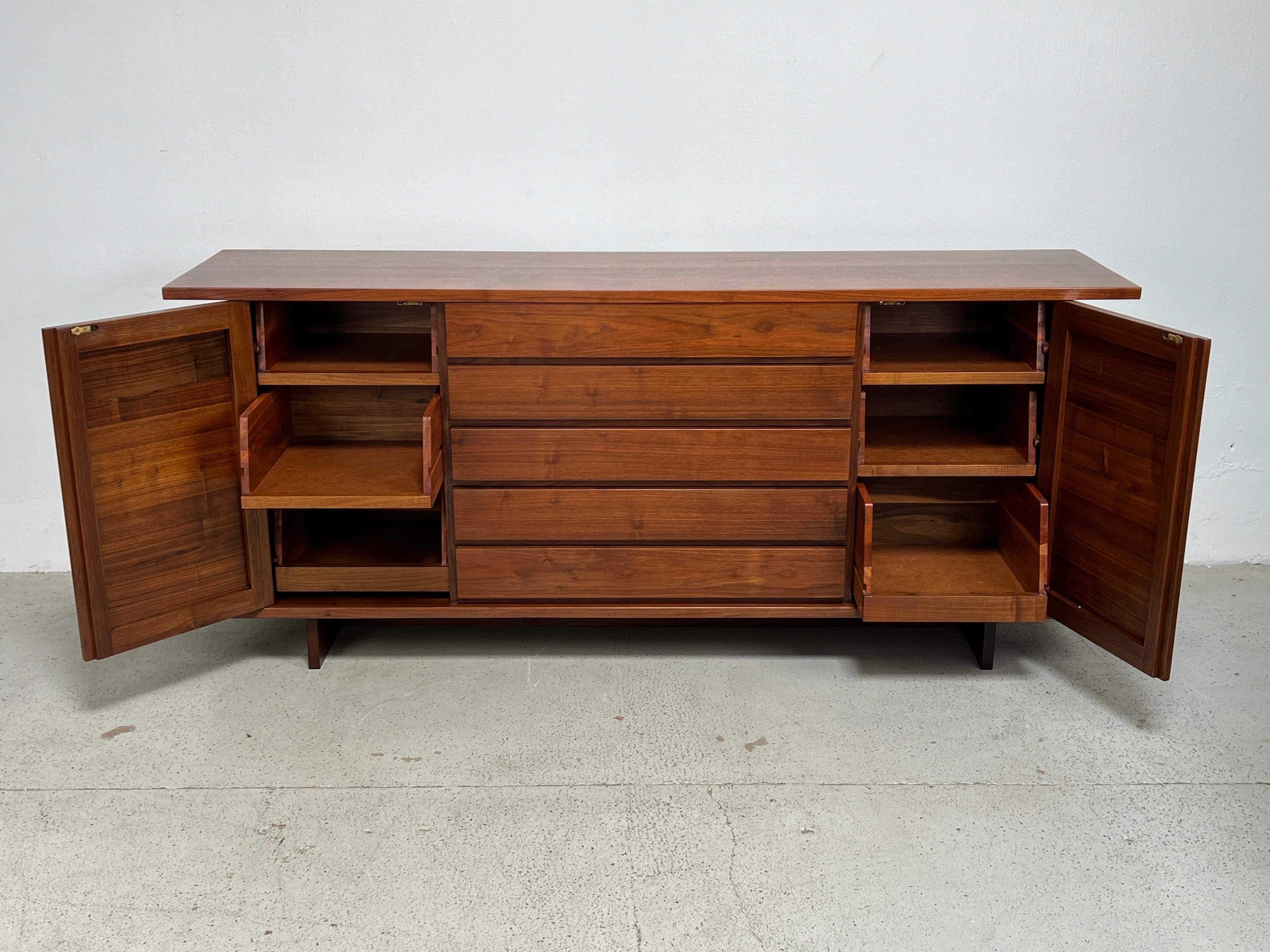 Noce Studio A Cabinet in noce in vendita
