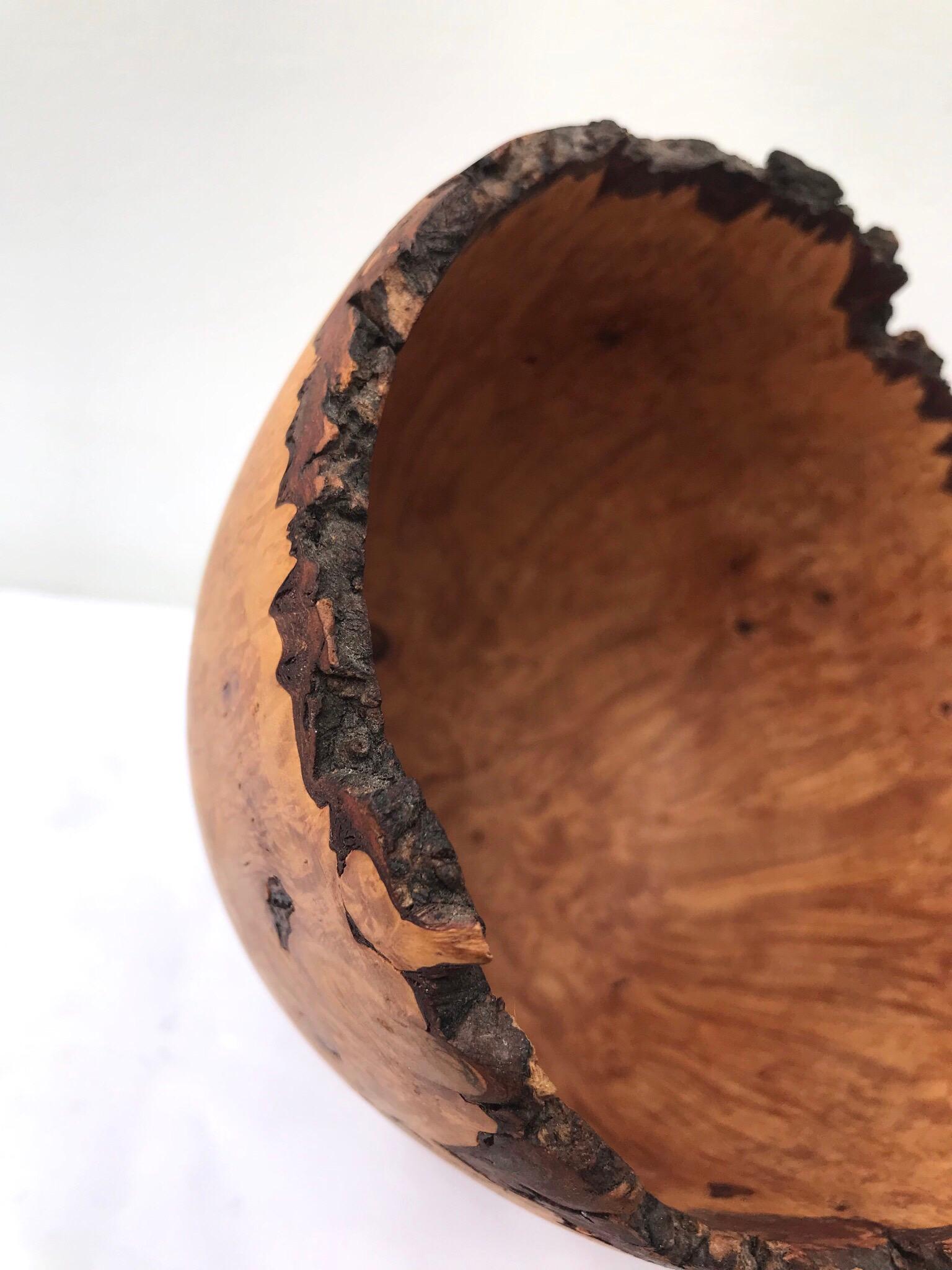 Studio Crafted Burl Wood Bowl by O.H. Booth In Good Condition For Sale In Charlottesville, VA