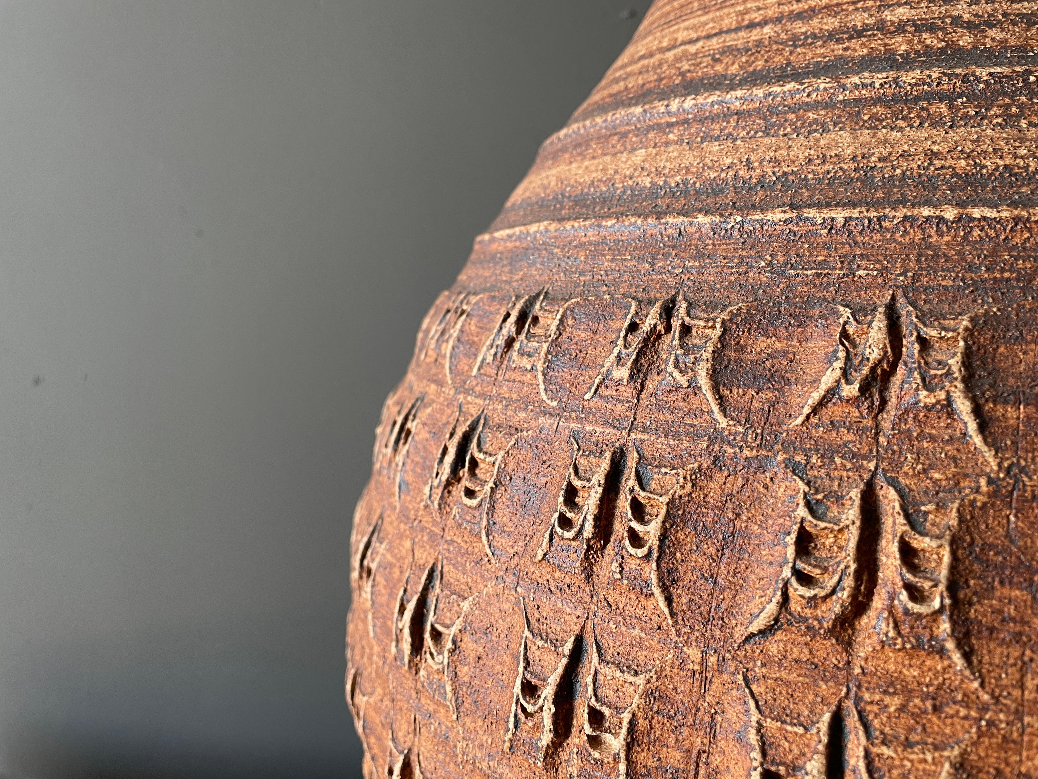 Mid-Century Modern Studio Crafted Ceramic Lamp by Bob Kenzie for Affiliated Craftsmen, circa 1960s