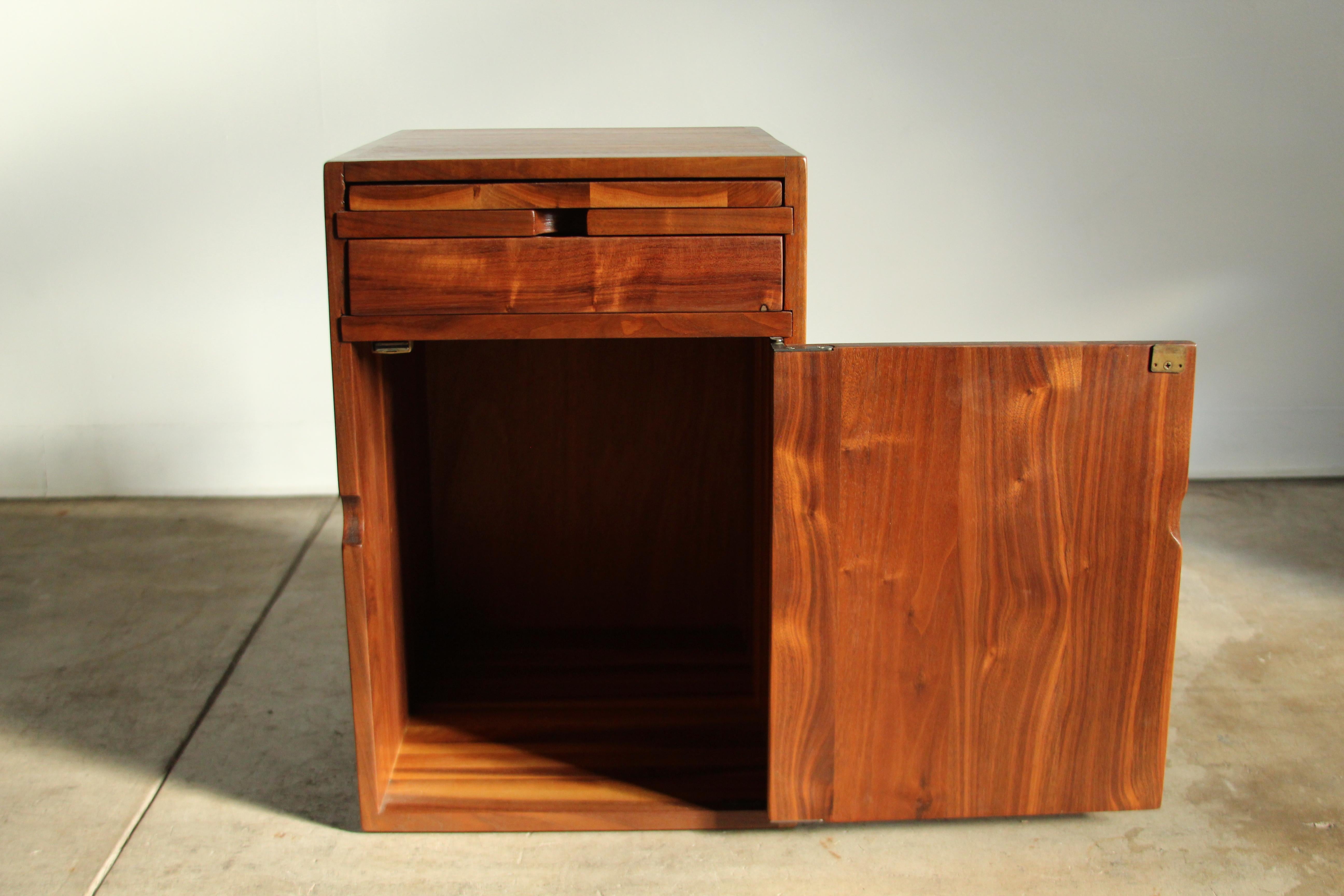Late 20th Century Studio Crafted Claro Walnut End Table, 1970s