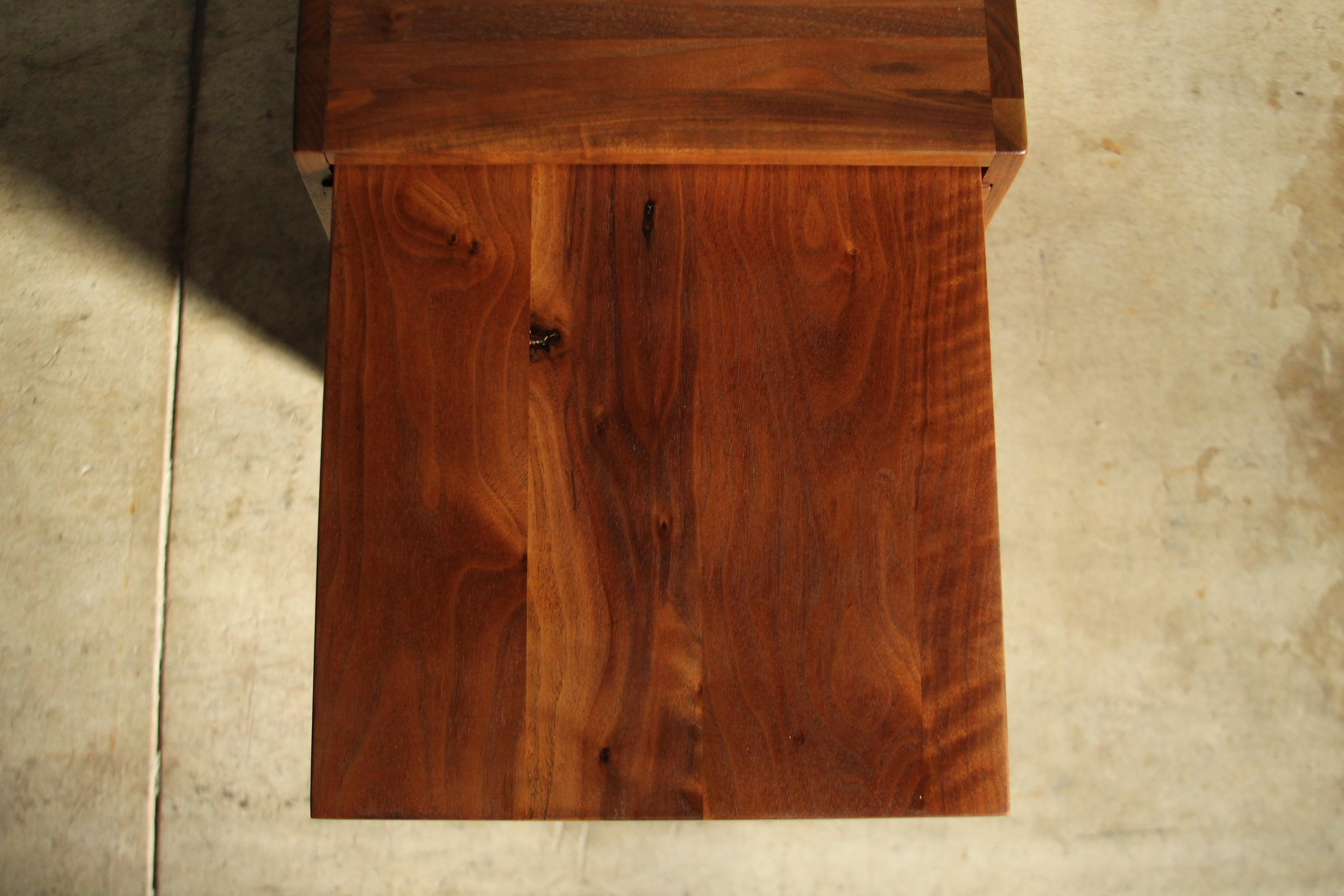 Studio Crafted Claro Walnut End Table, 1970s For Sale 2