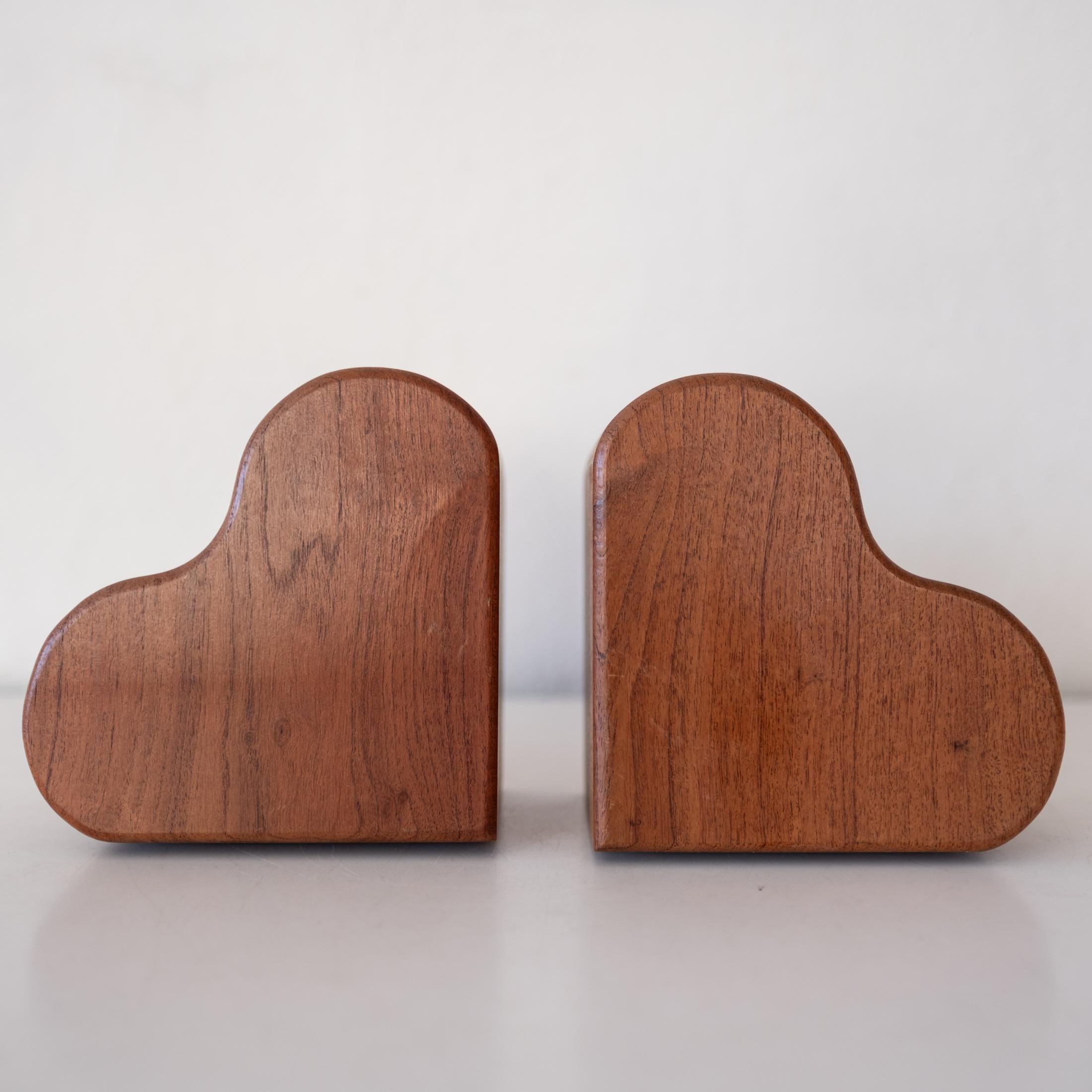 Late 20th Century Studio Crafted Wood Heart Bookends  For Sale