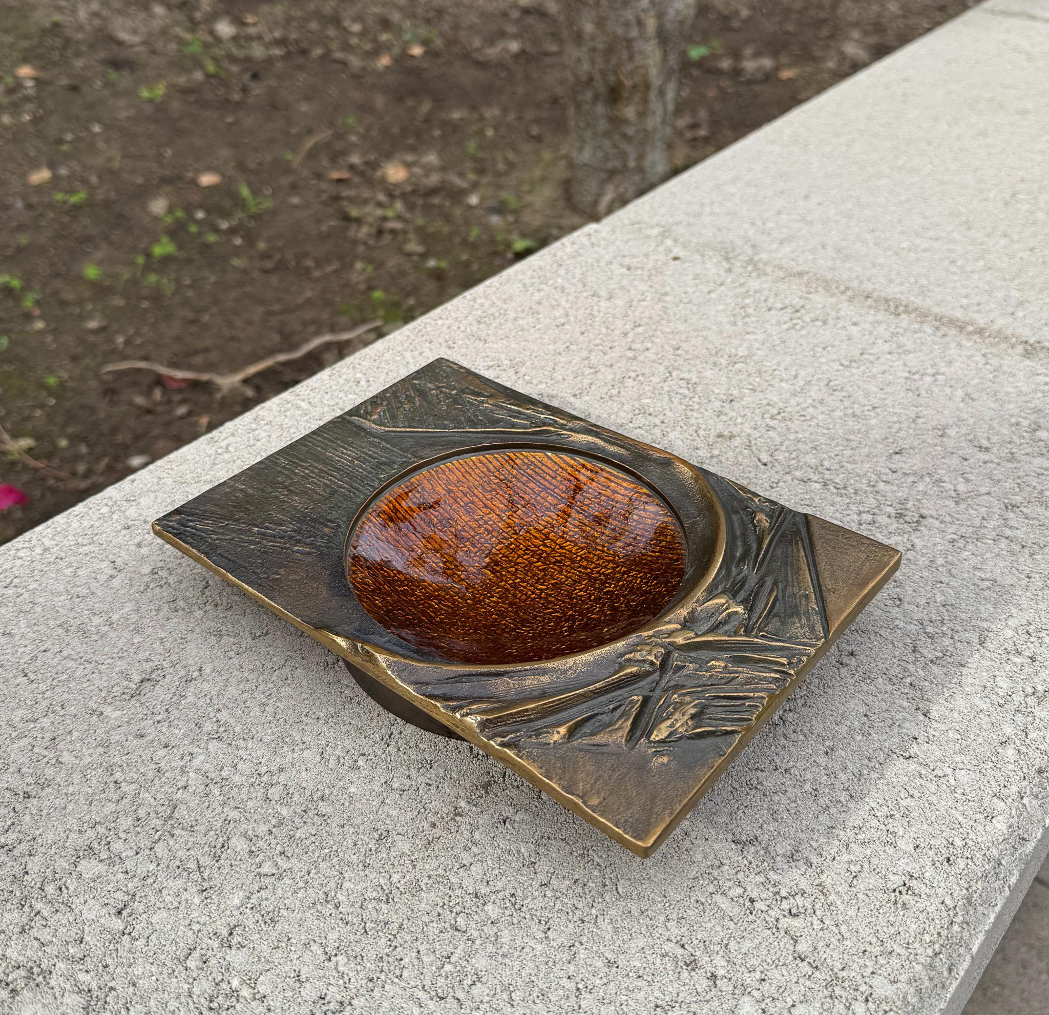 Vide poche de bronce y esmalte Studio Del Campo, Italia, c.1960 siglo XX en venta