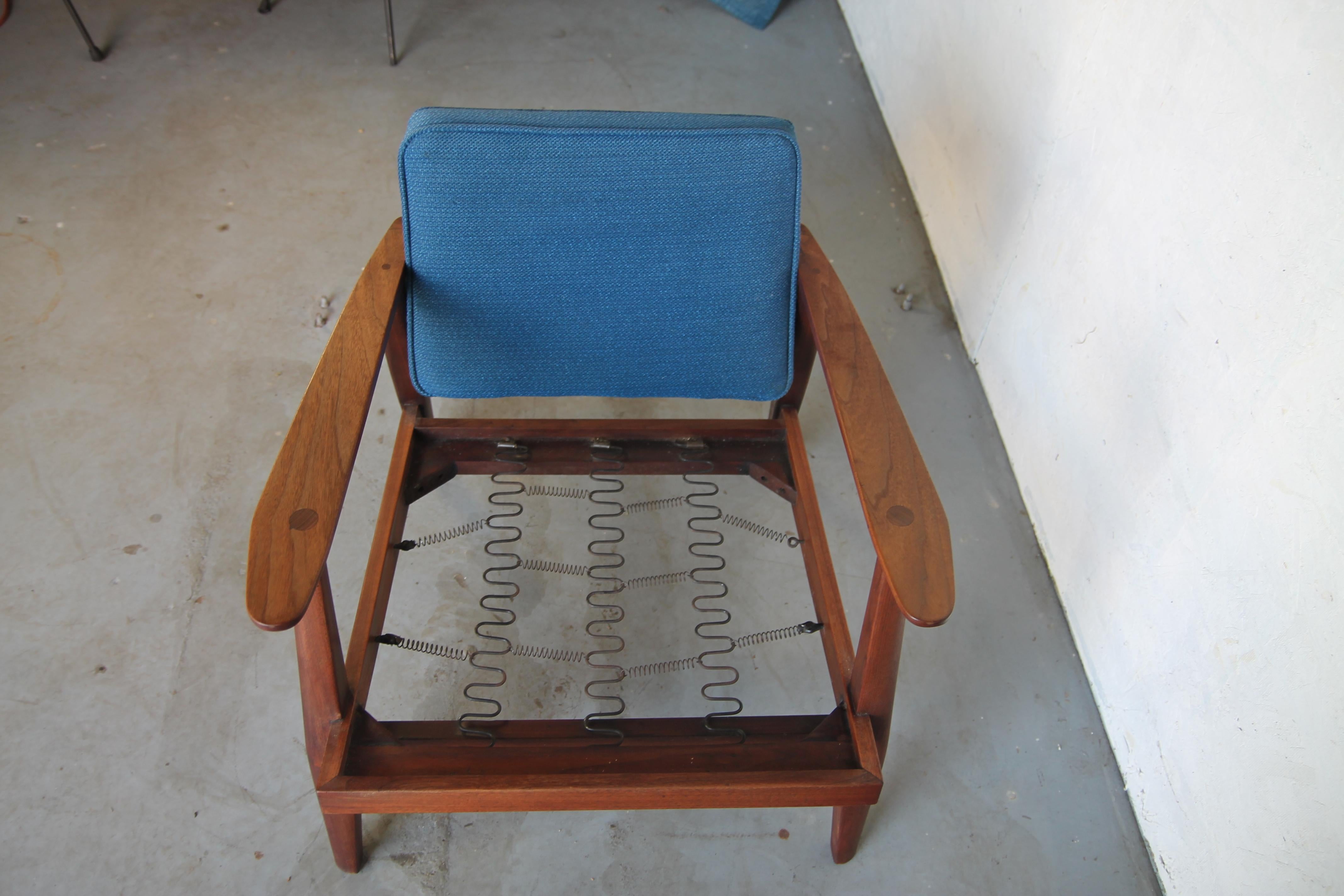 Studio Designed Midcentury Lounge Chair For Sale 1