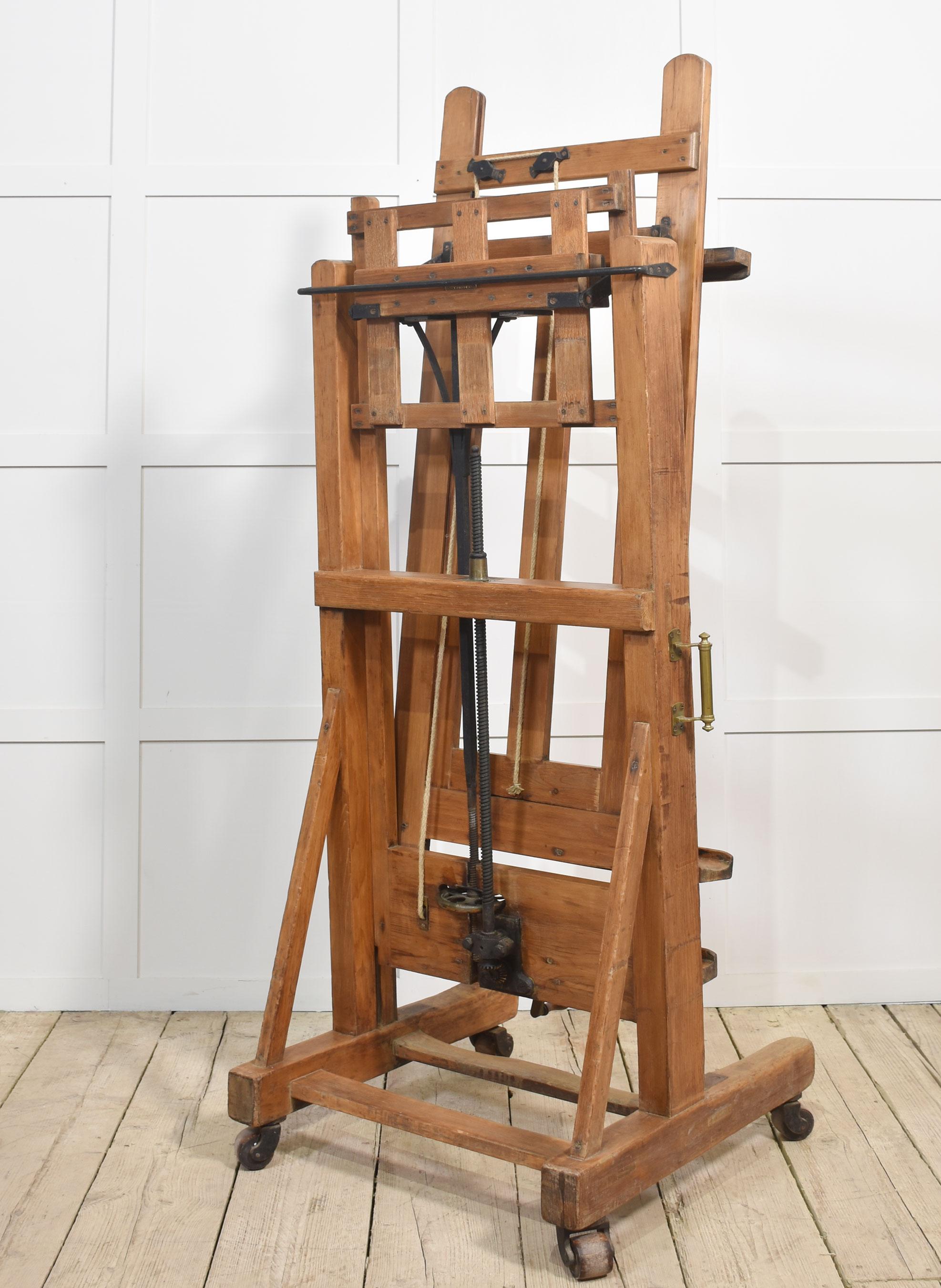 Studio easel by Windsor and Newton For Sale 10