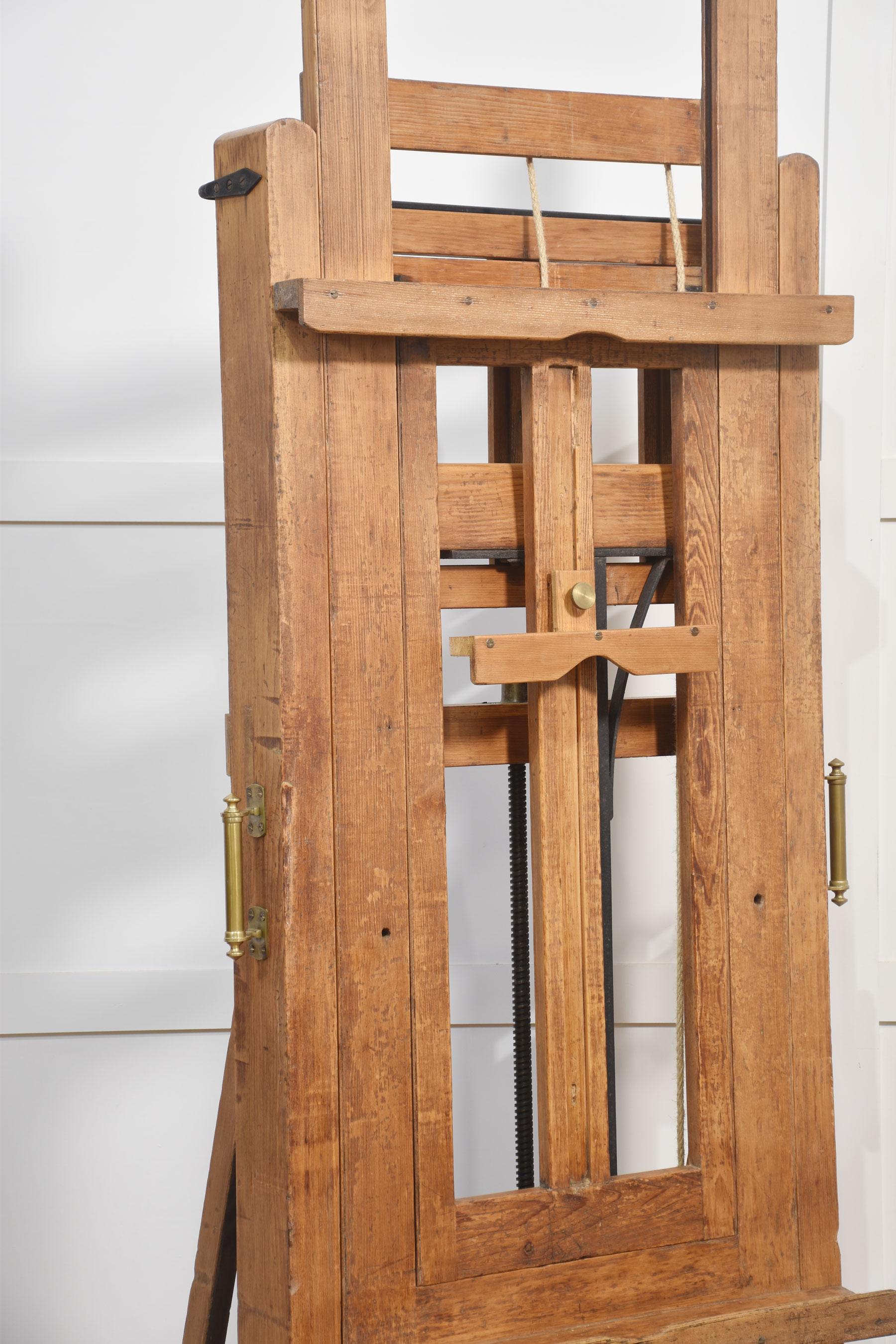 British Studio easel by Windsor and Newton For Sale