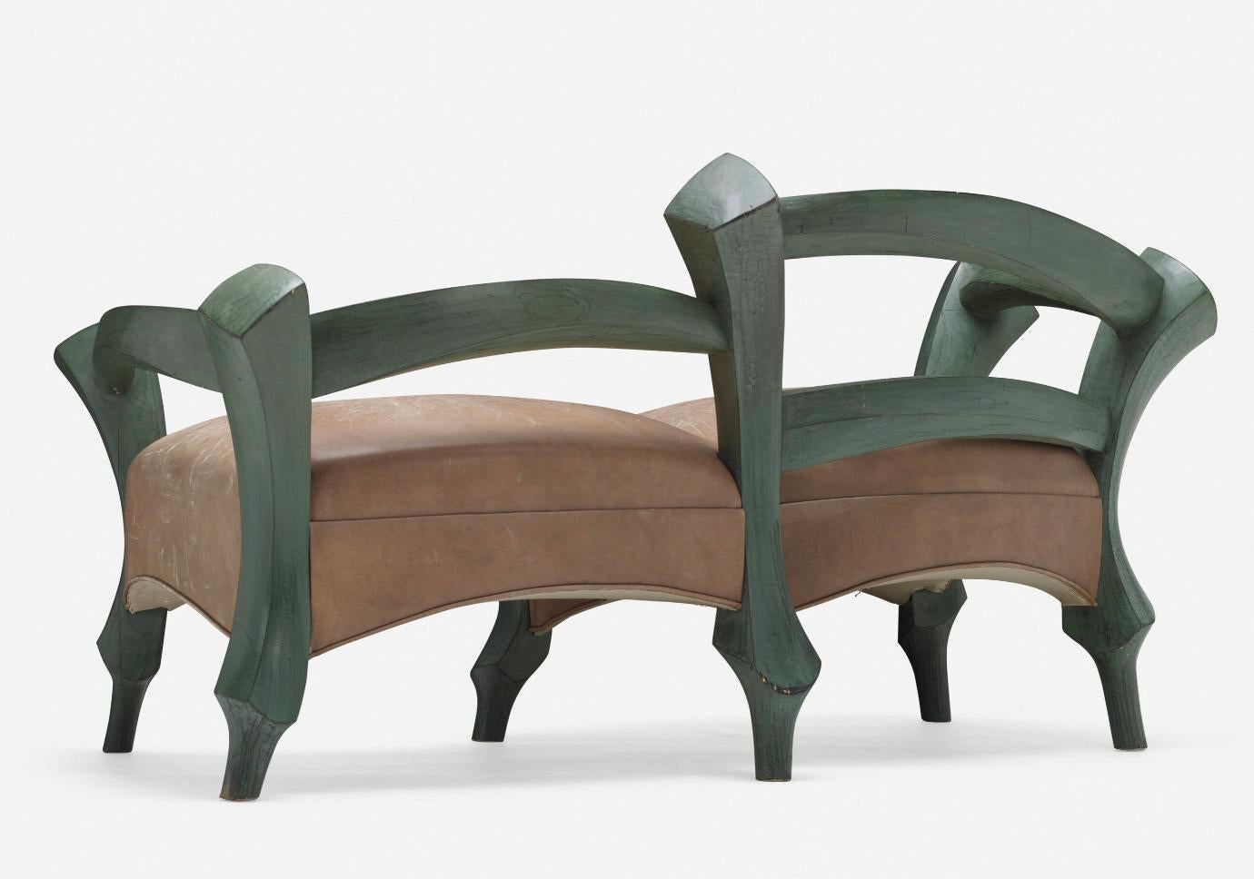 Studio Möbel, Craft Made Settee oder Bank, Holz und Leder (Organische Moderne) im Angebot
