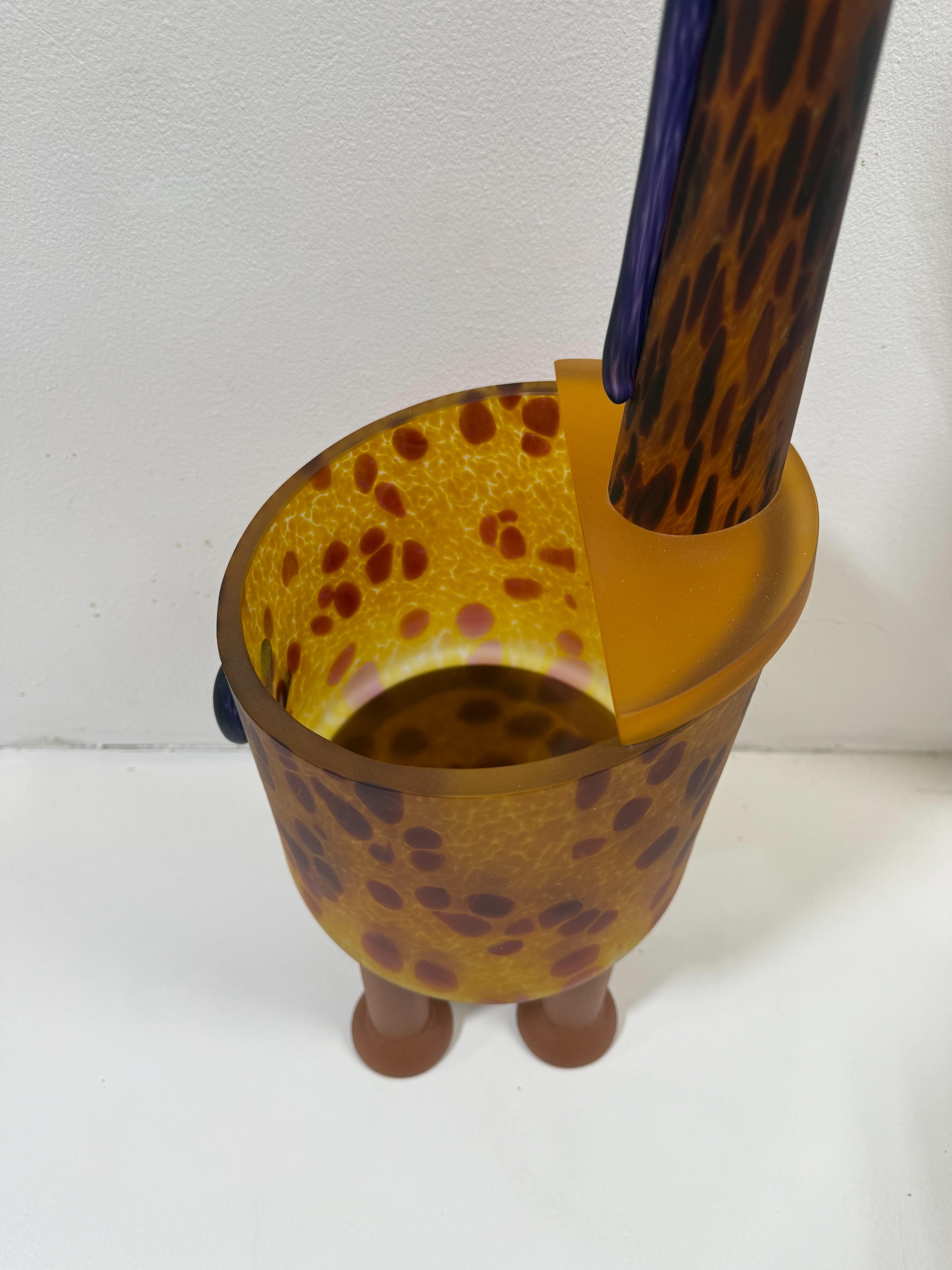 Studio Giraffe Vase von Borowski Glass Studio (Polnisch) im Angebot