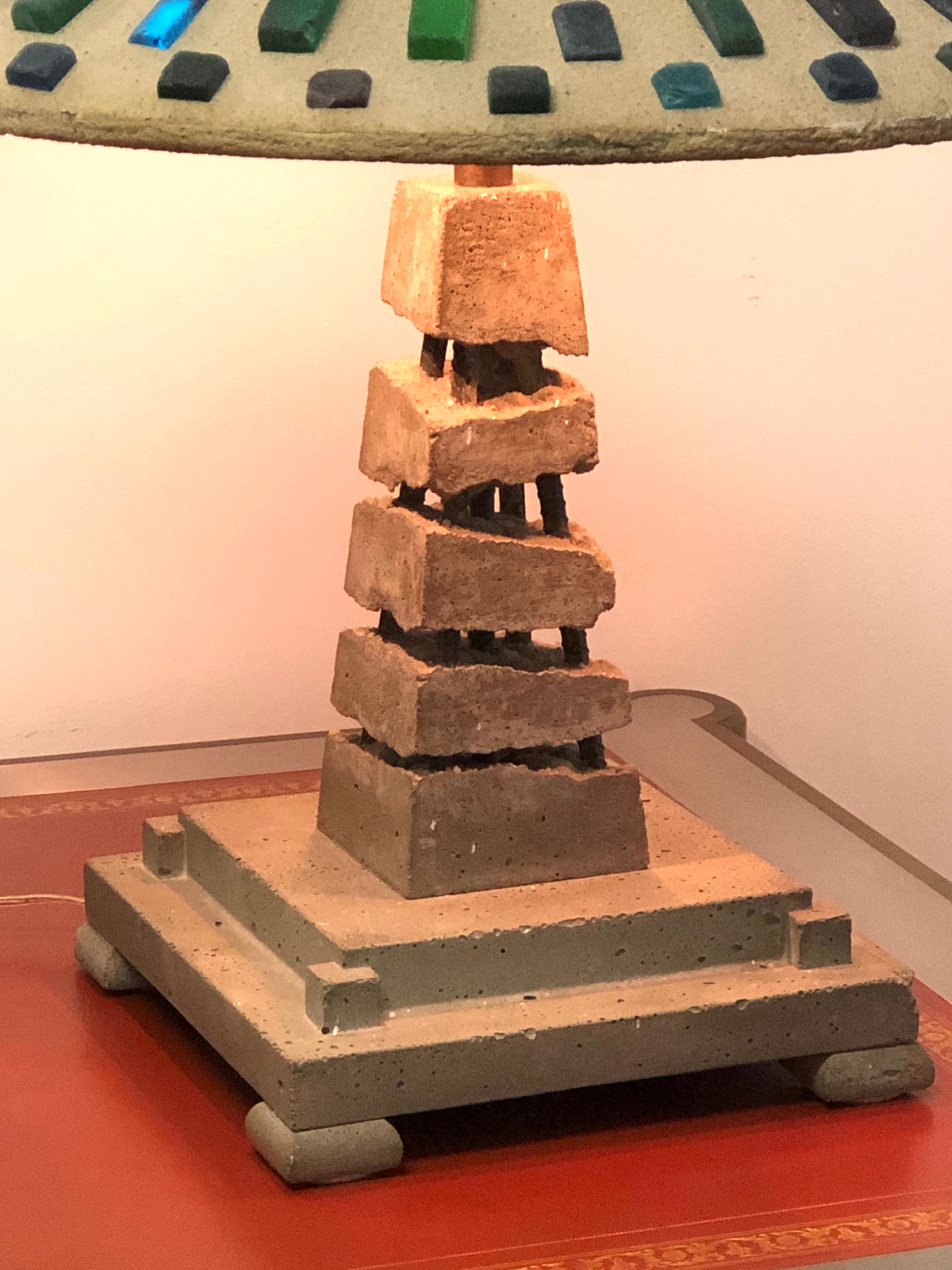 Studio Glass and Concrete Sculptural Table Lamp In Good Condition For Sale In Miami, FL