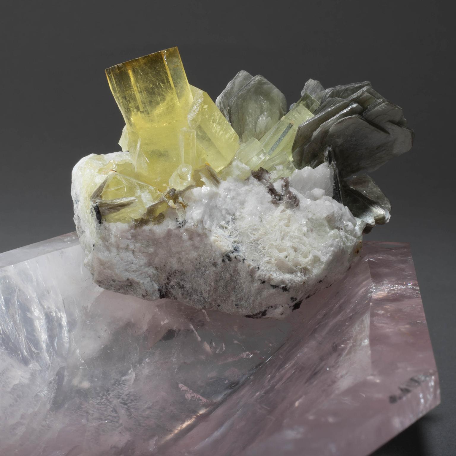 Studio Greytak 'Crystal Bling Bowl 6' Rose Quartz, Agate, Beryl & Muscovite 3