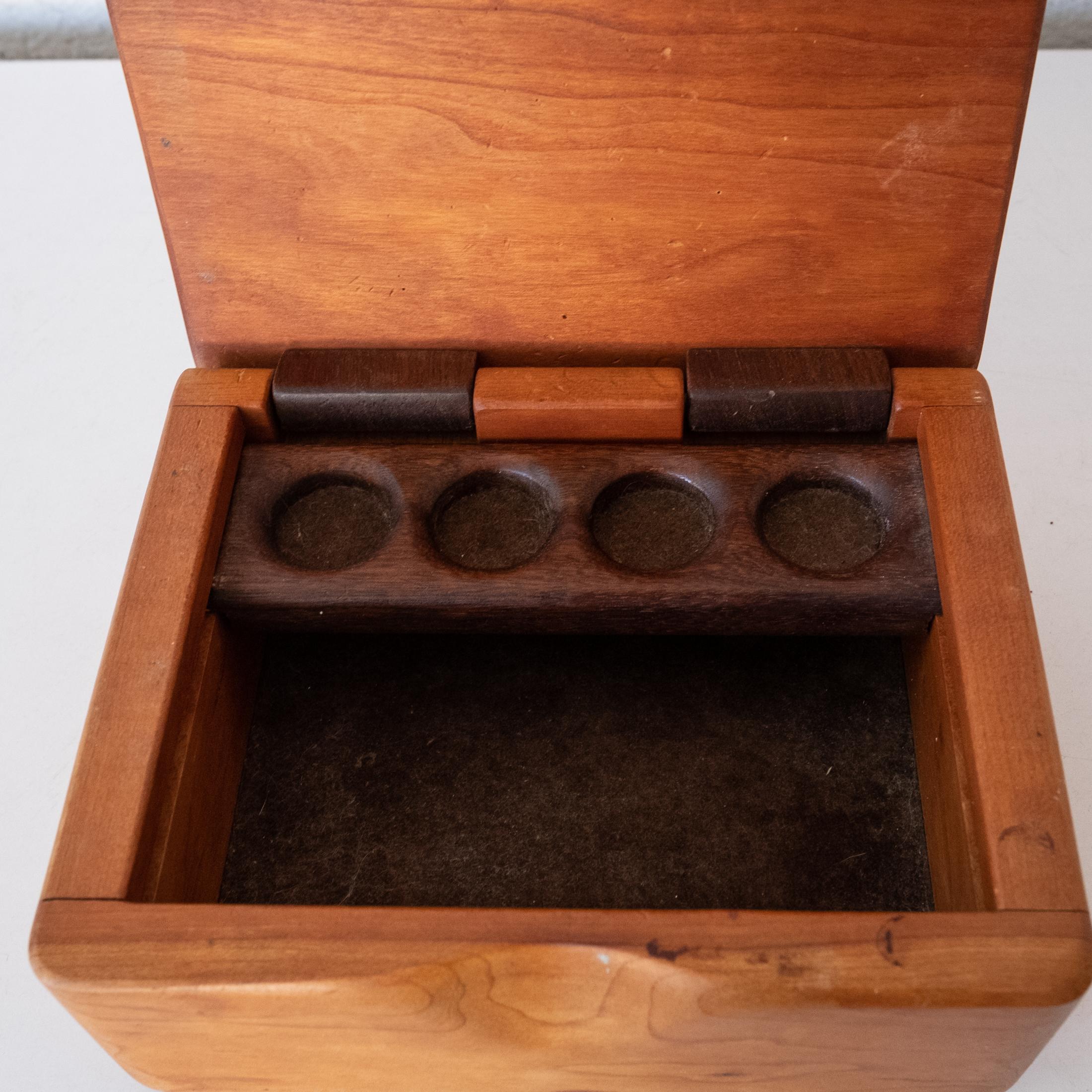 Studio Handcrafted Wood Jewelry Box 1970s In Good Condition For Sale In San Diego, CA
