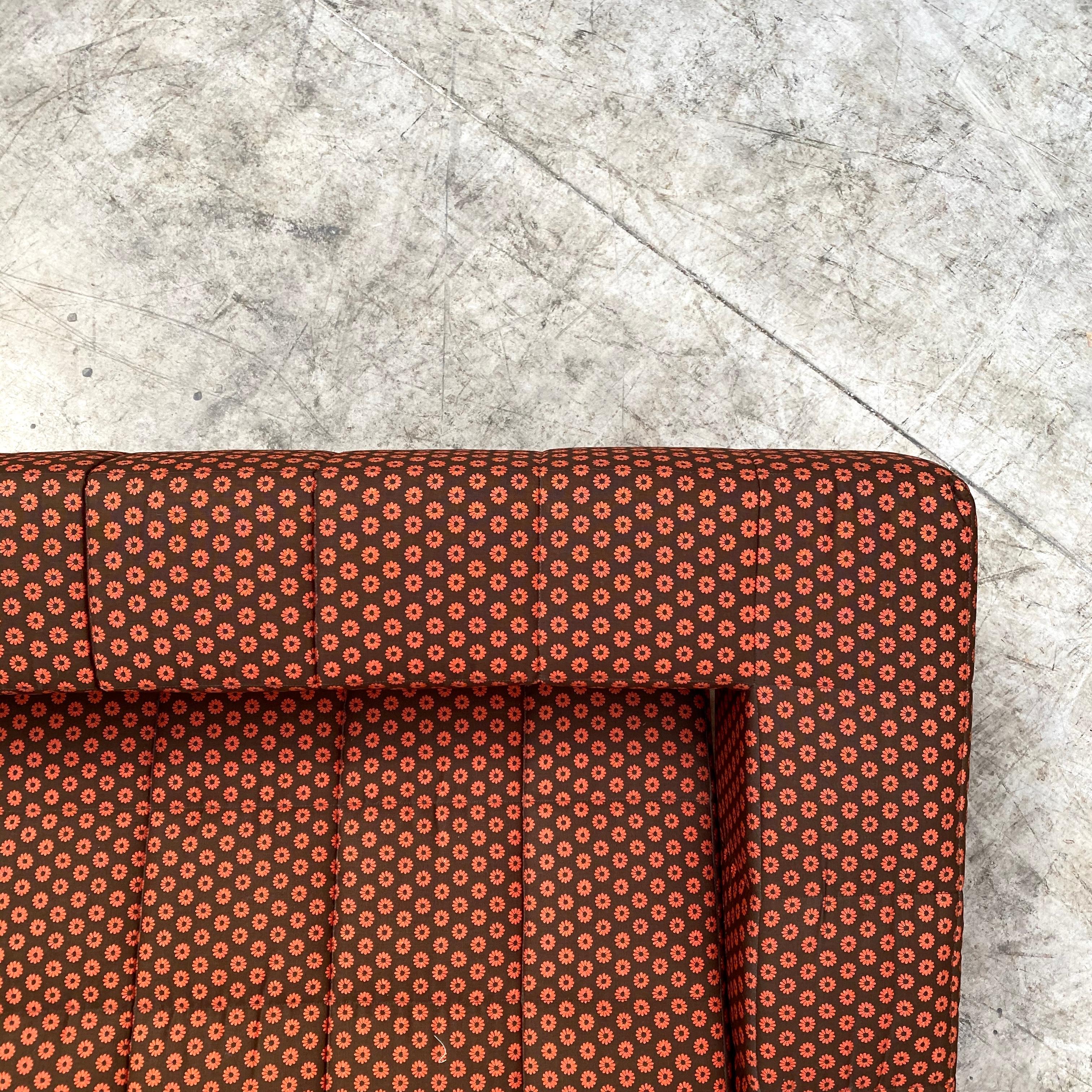 Studio Intenotredici “Quadrone” Sofa for Bardi Italy, 1975 In Good Condition In Lonigo, Veneto
