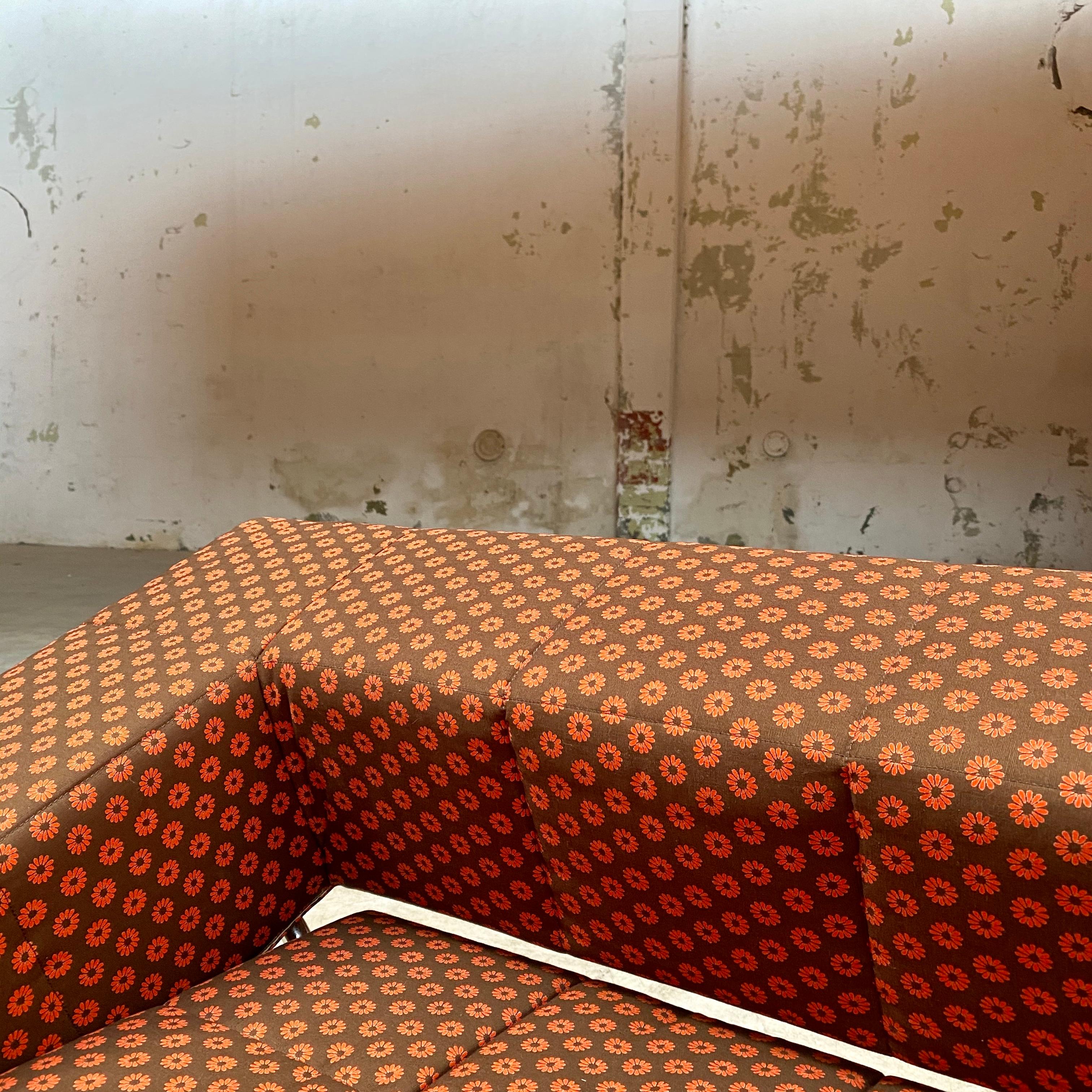 Late 20th Century Studio Intenotredici “Quadrone” Sofa for Bardi Italy, 1975