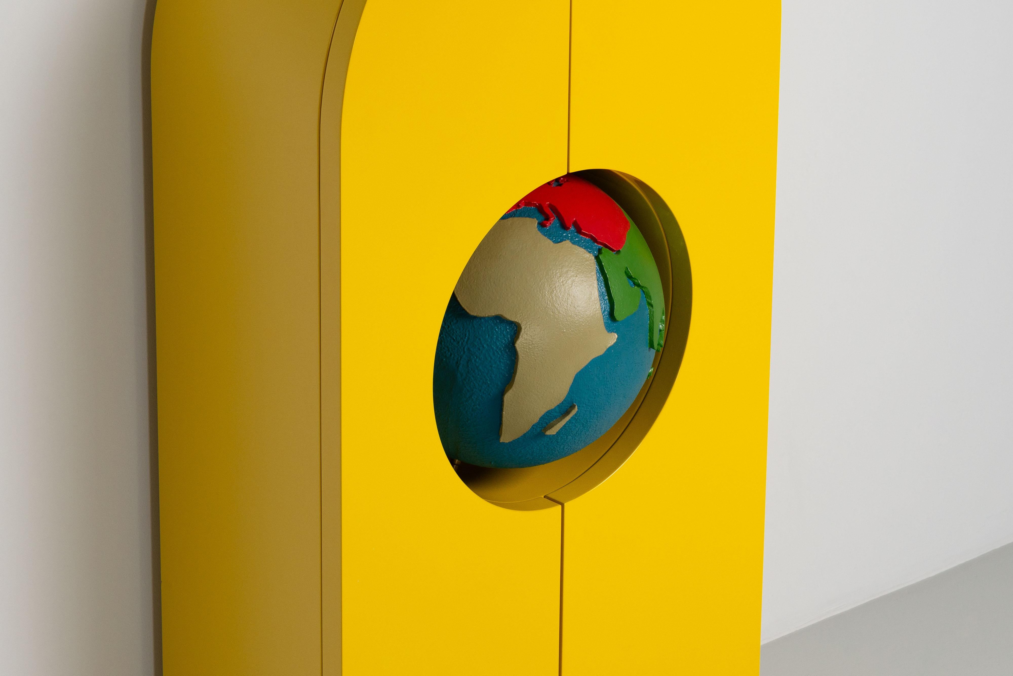 Caoutchouc Studio Job Globe Cabinet Gufram Italie 2014 en vente