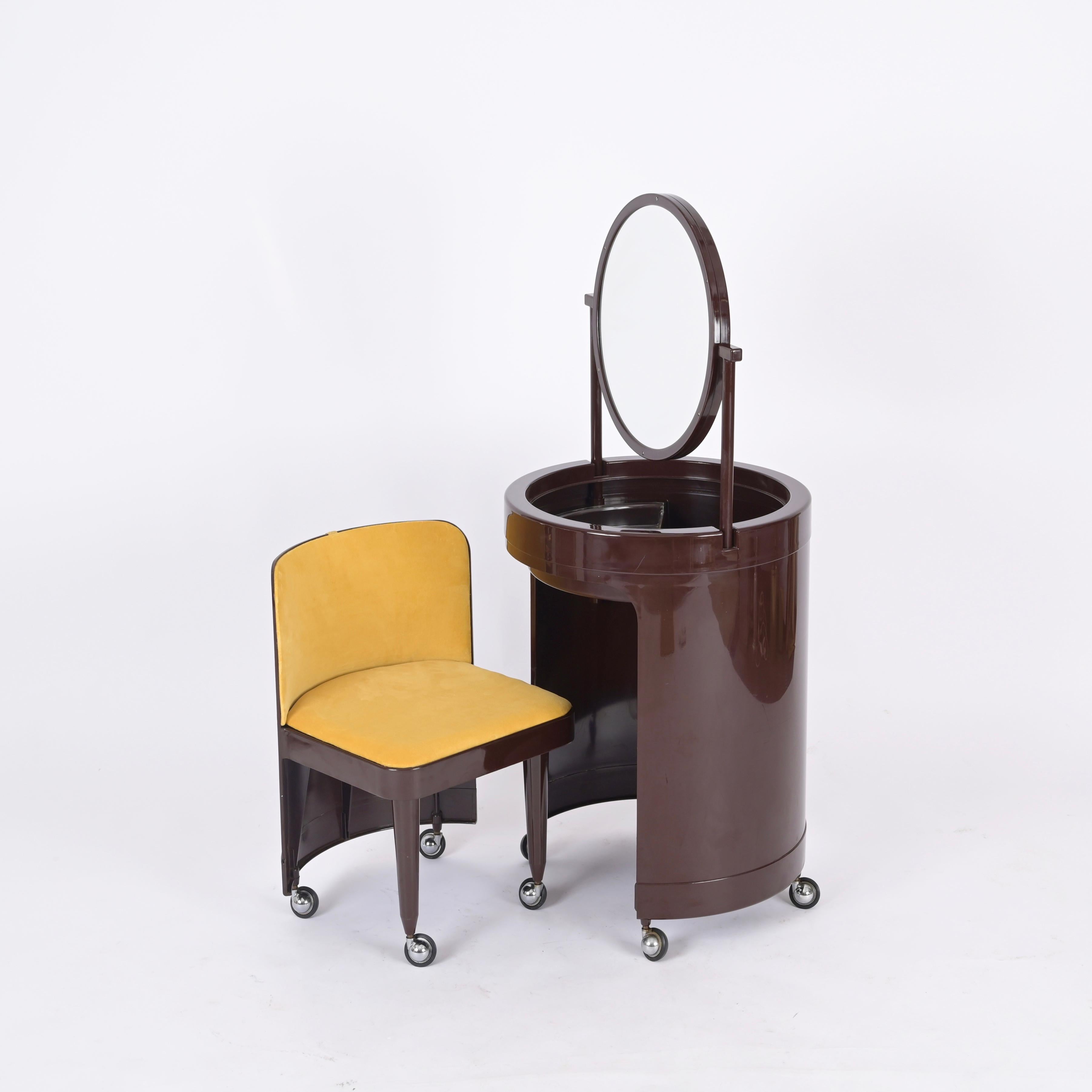 Mid-Century Modern Studio Kastilia Silvi, Italian Brown Vanity Table with Yellow Seat, 1970s For Sale