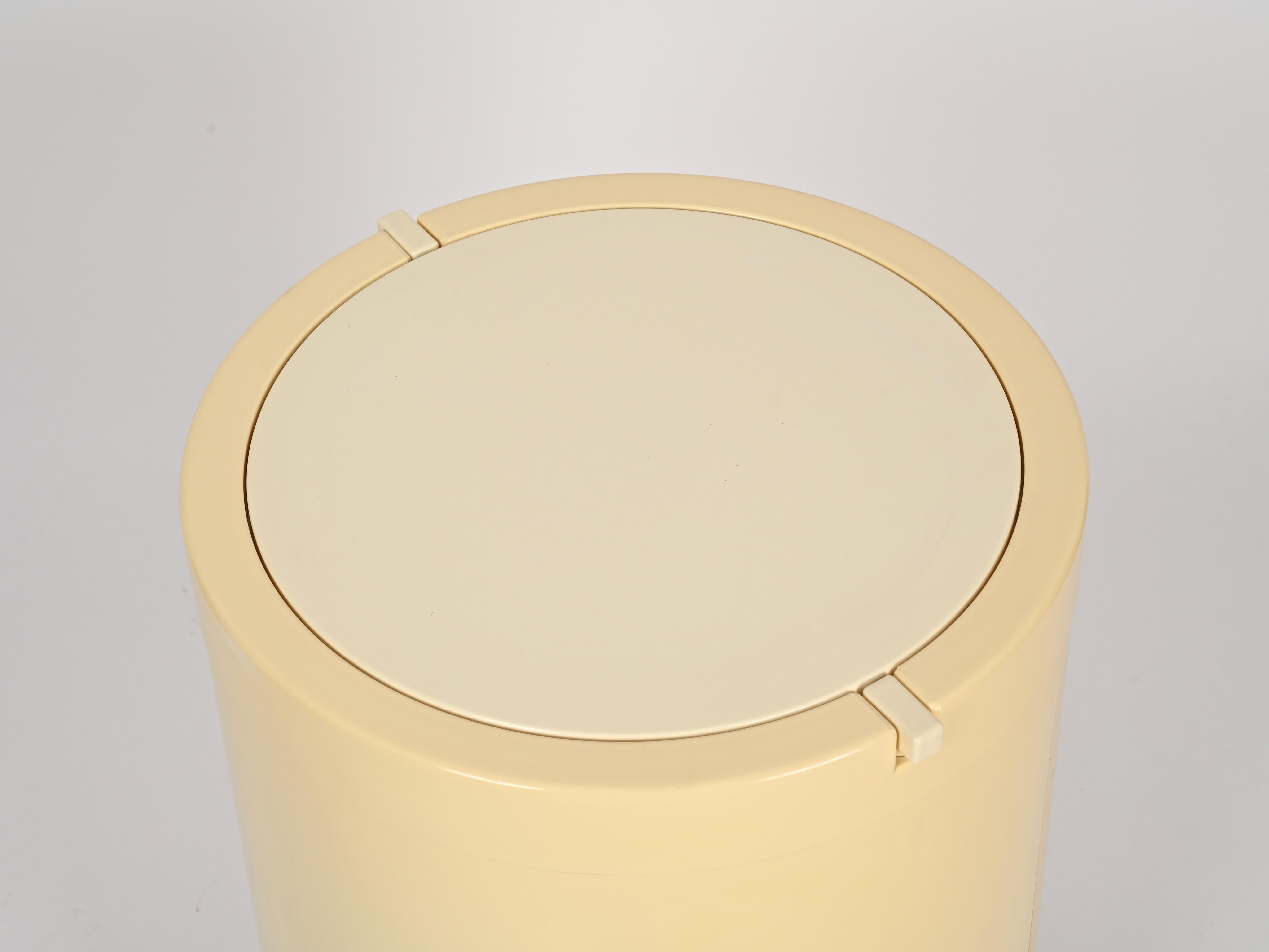 Studio Kastilia Silvi, Italian Cream Vanity Table with Blue Velvet Seat, 1970s 8