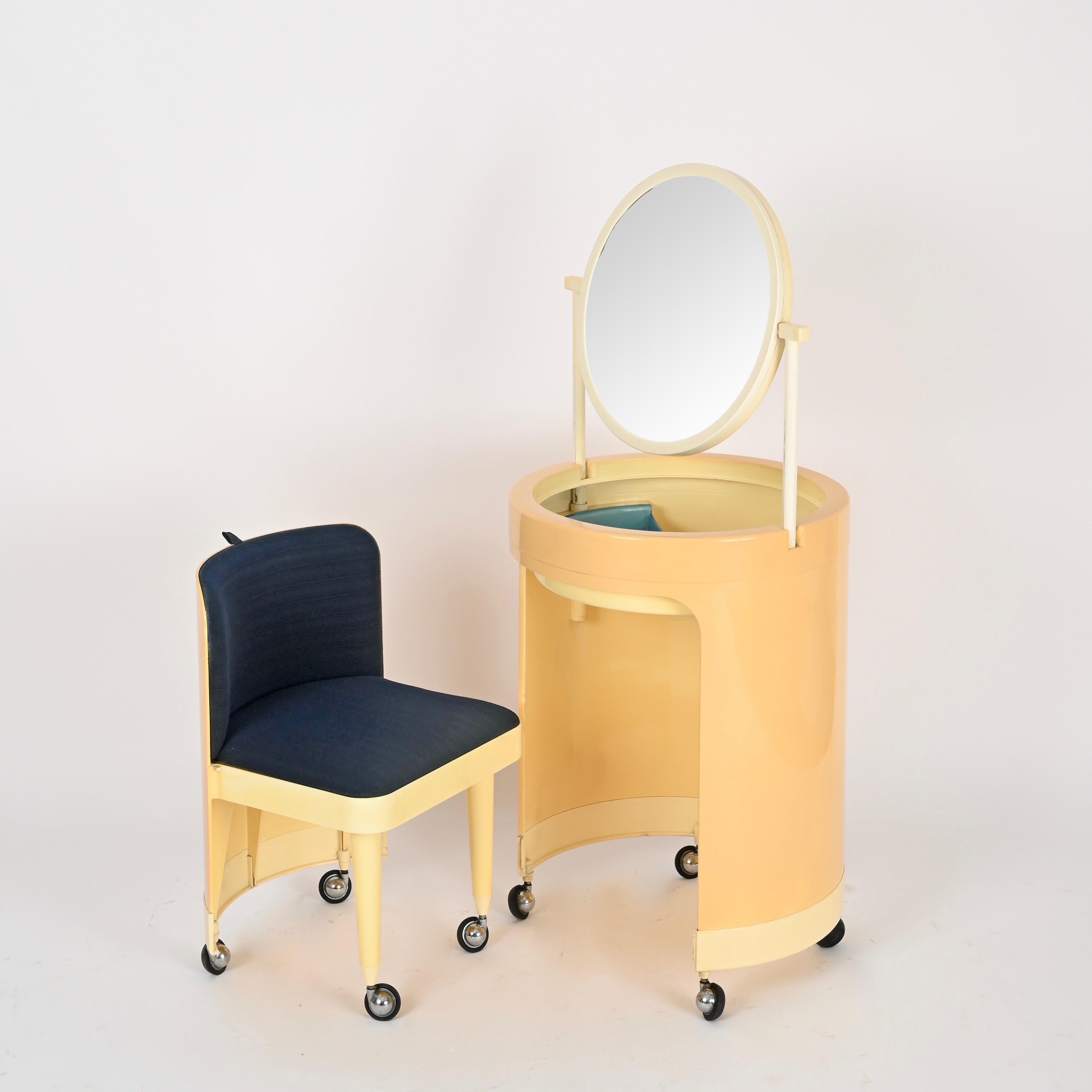 Studio Kastilia Silvi, table de toilette italienne crème avec assise en velours bleu, années 1970 en vente 9