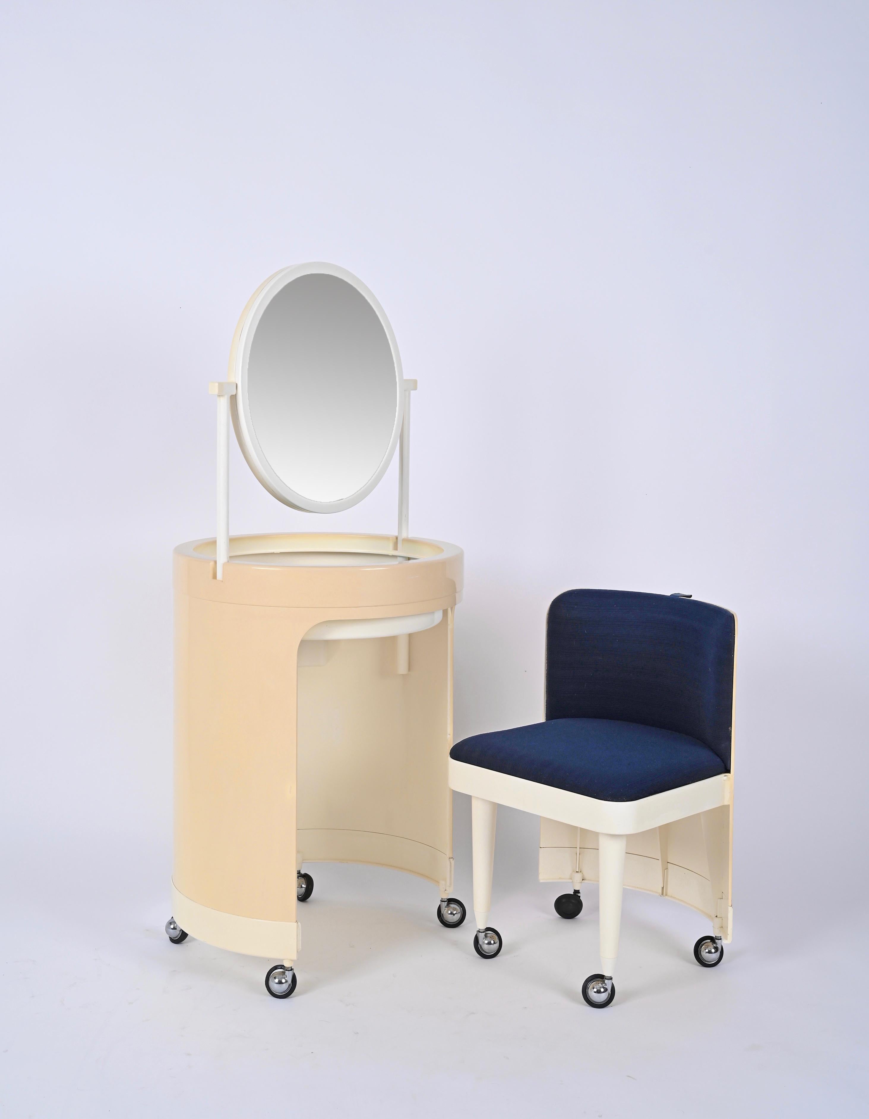 Studio Kastilia Silvi, italienischer cremefarbener Schminktisch mit Sitz aus blauem Samt, 1970er Jahre 7