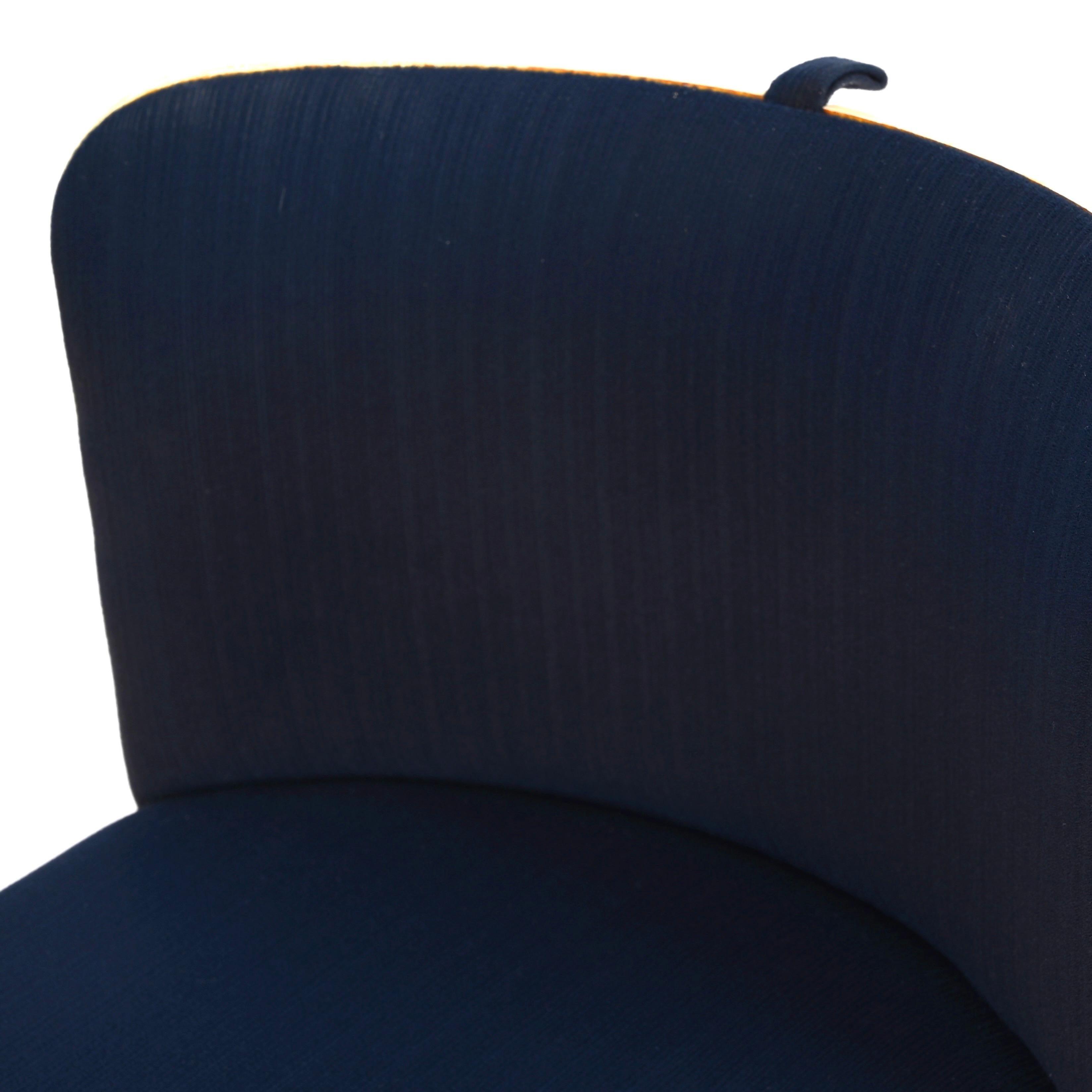 Studio Kastilia Silvi, Italian Cream Vanity Table with Blue Velvet Seat, 1970s 13