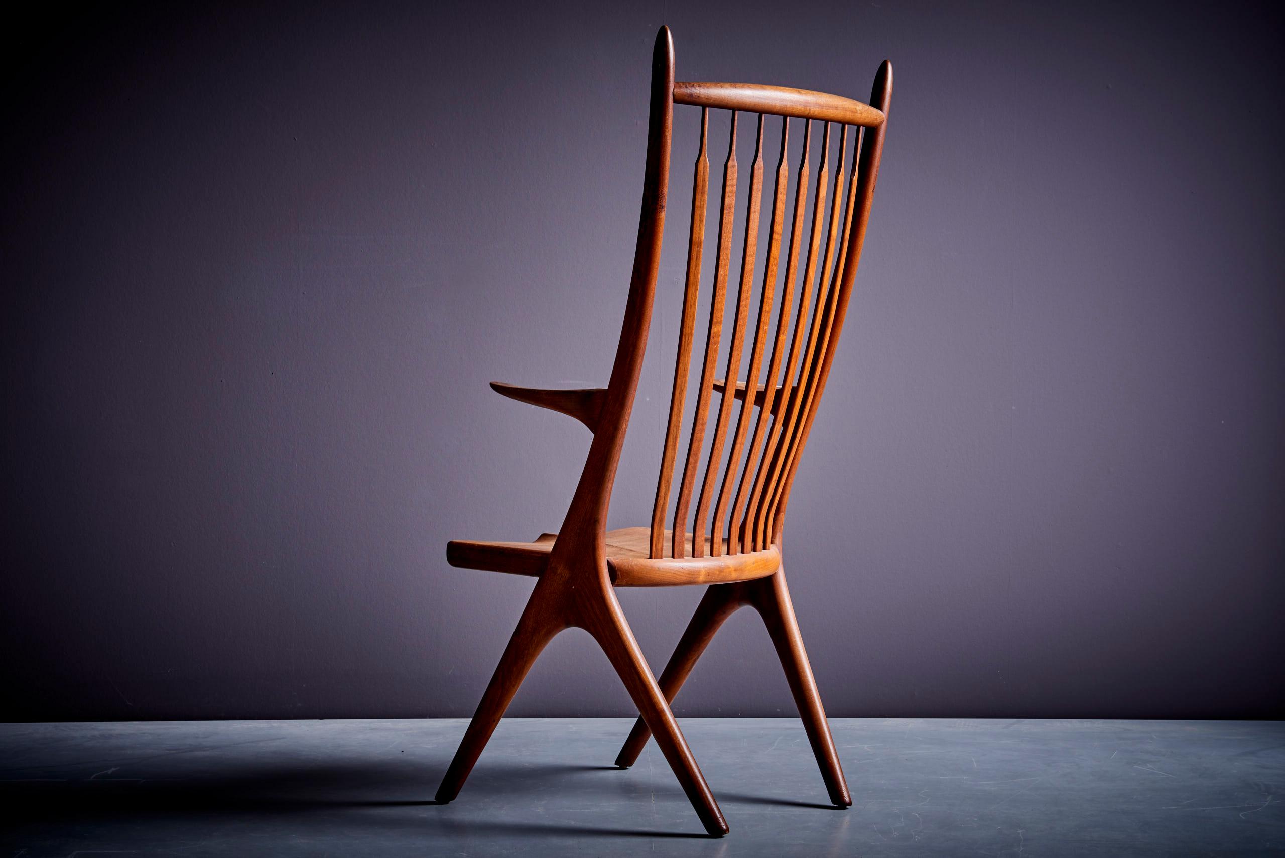 Noyer Fauteuil de salon Studio de Richard Harrison, États-Unis, années 1960 en vente