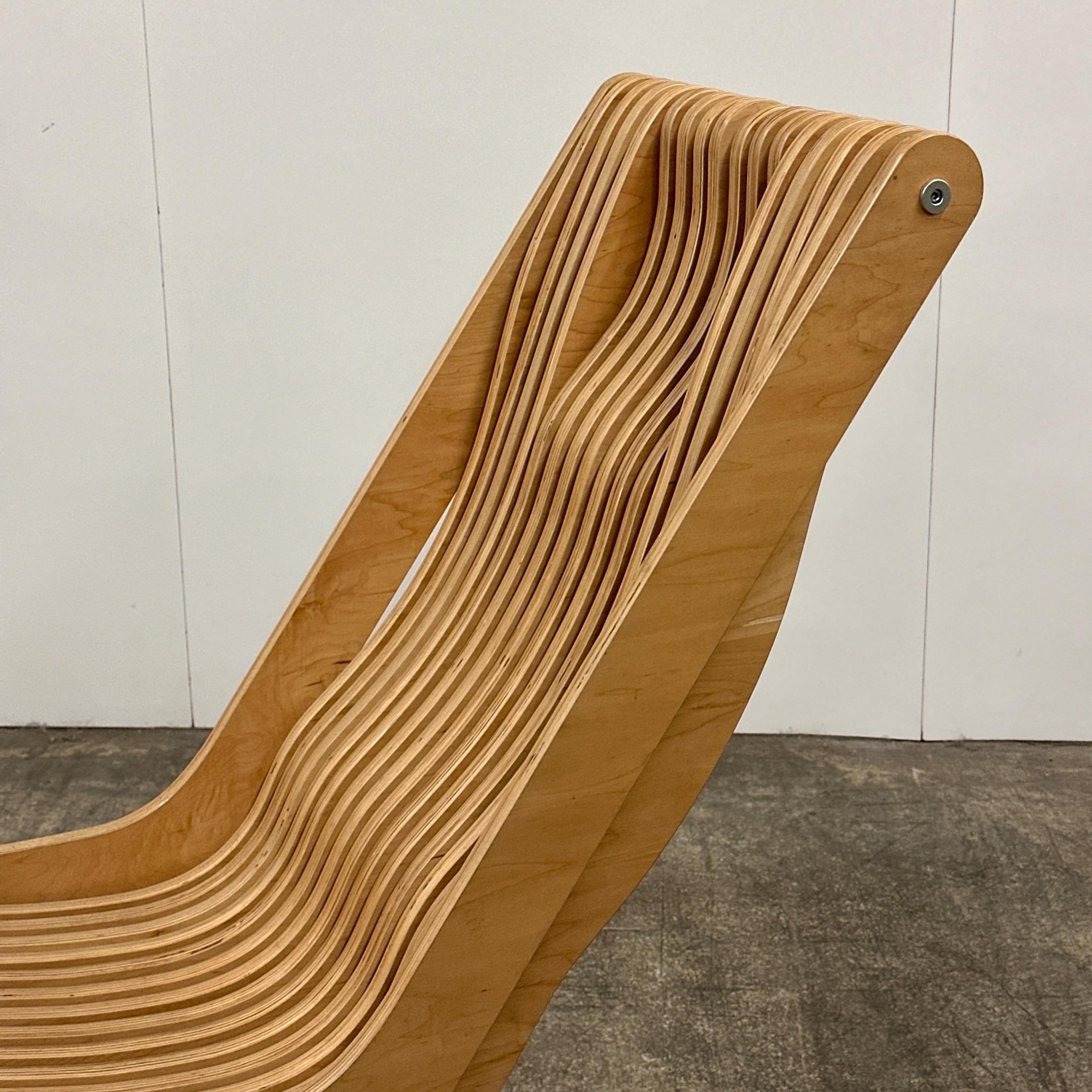 Studio Made Biomorphic Slat Chaise In Good Condition For Sale In Chicago, IL