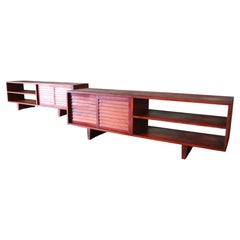 Consolas de doble cara Studio A de pino con puertas de lamas - Pareja