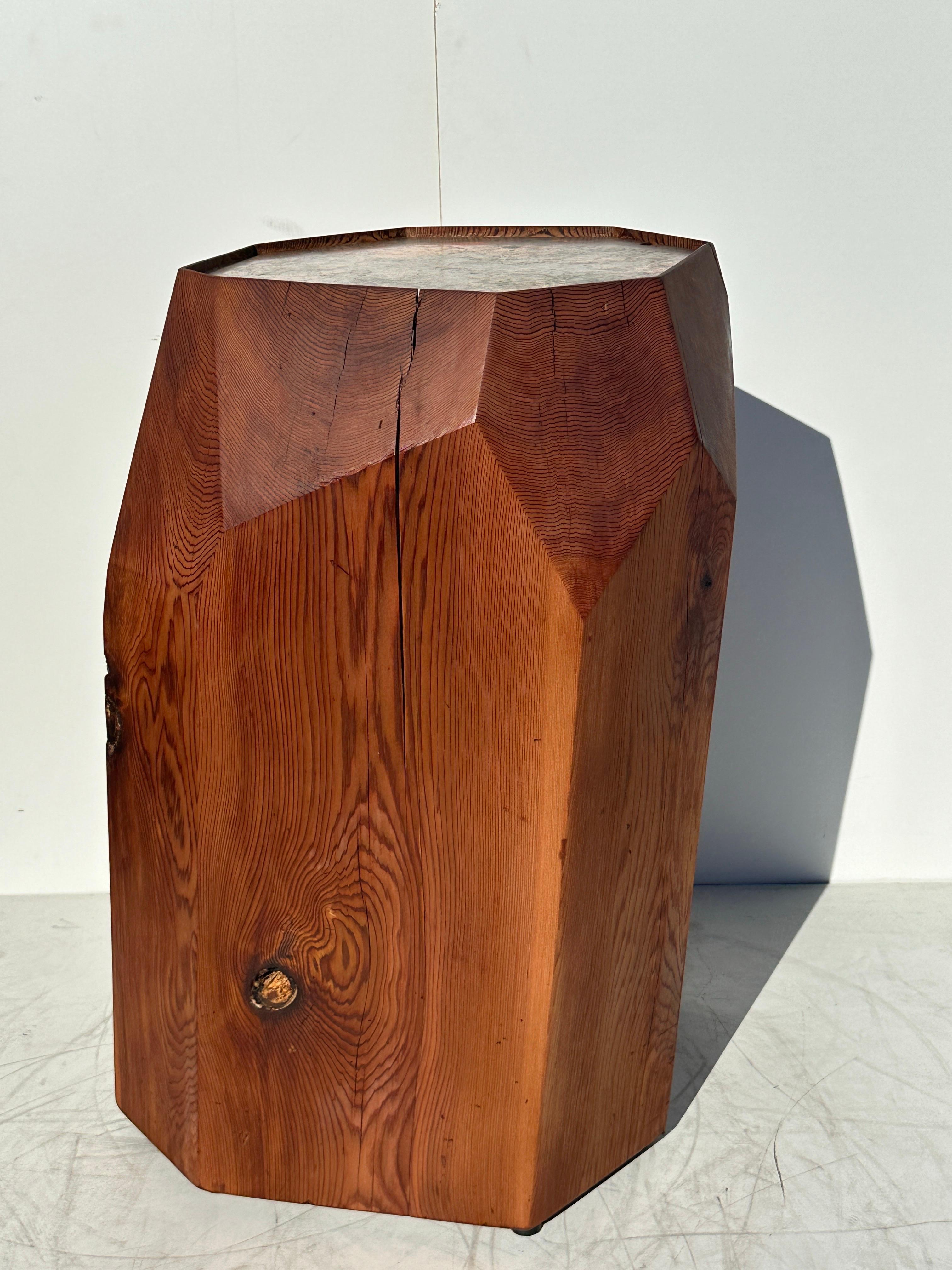 Américain Studio A Douglas Pedestal Sculptural en vente