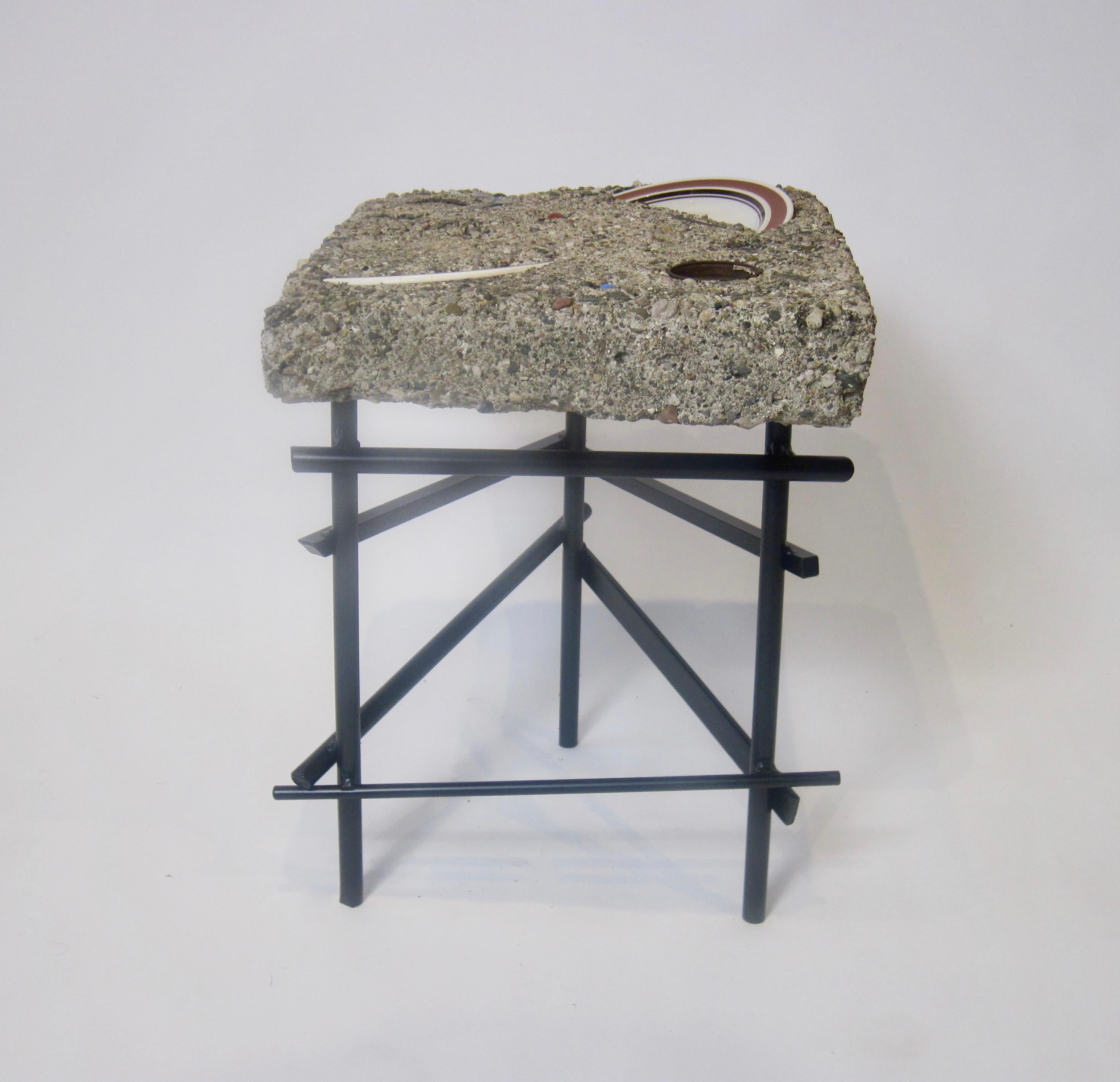 Studio Made Found Objects Cement Table with Sculptural Steel Base (Table en ciment avec base sculpturale en acier)  en vente 3