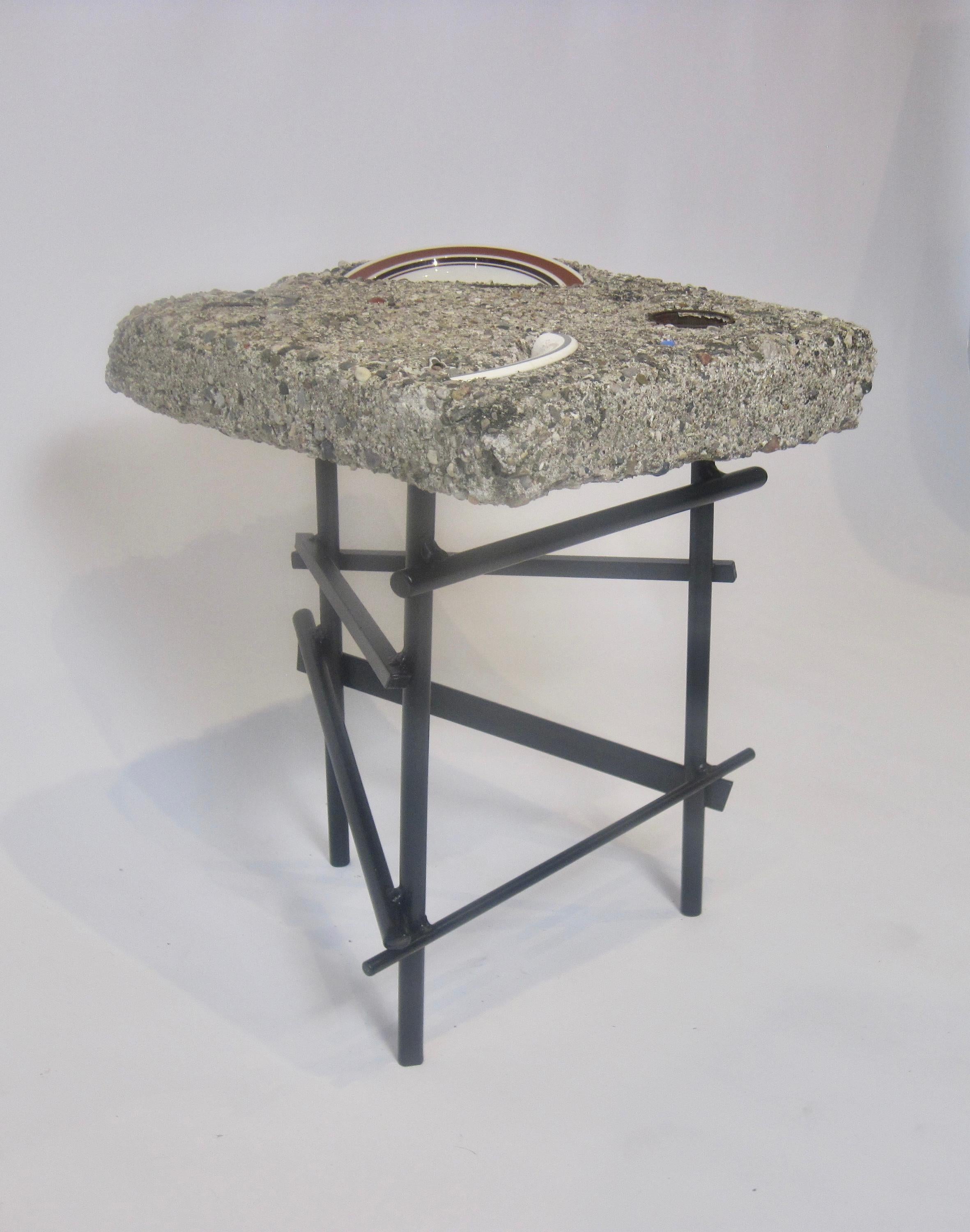 Studio Made Found Objects Cement Table with Sculptural Steel Base (Table en ciment avec base sculpturale en acier)  en vente 2