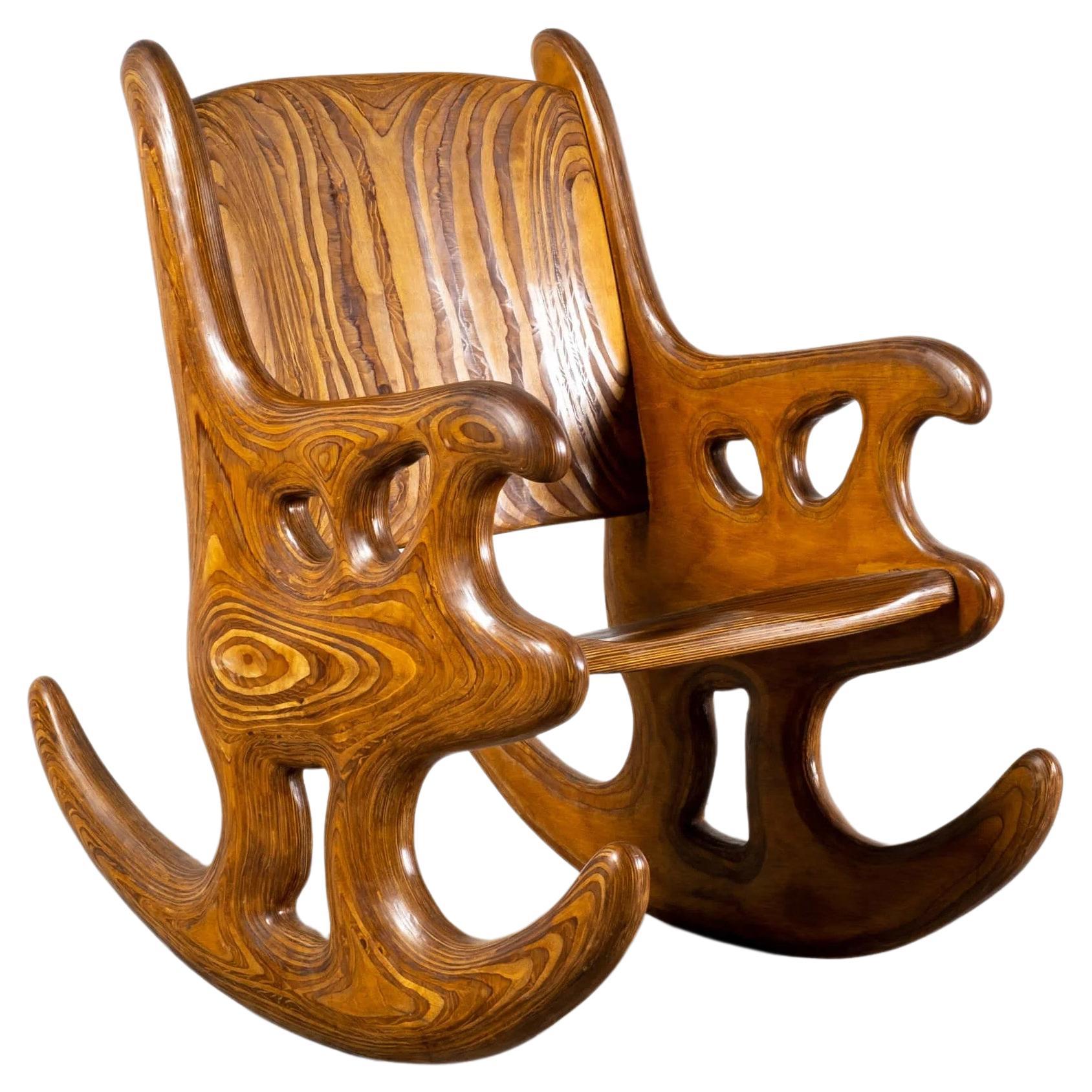 Rocking Chair en bois stratifié de Studio par I Douglas Hackett en vente