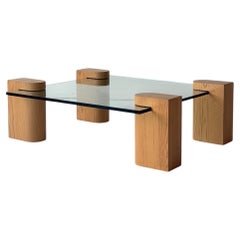 Tavolino in rovere e vetro realizzato da Studio Made