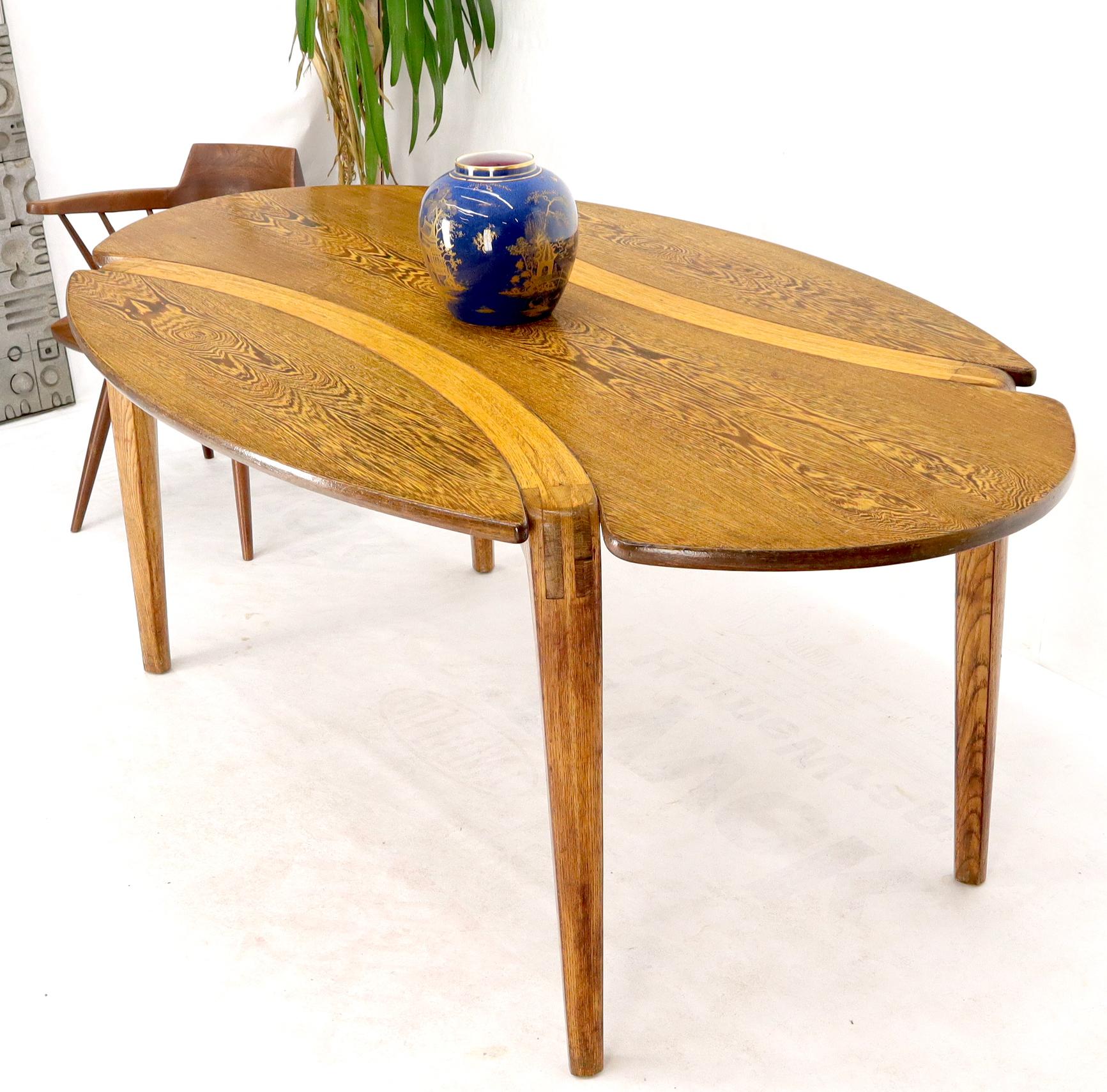 20th Century Studio Made Sculptural Legs Oval Shape Dining Table on Tapered Legs For Sale