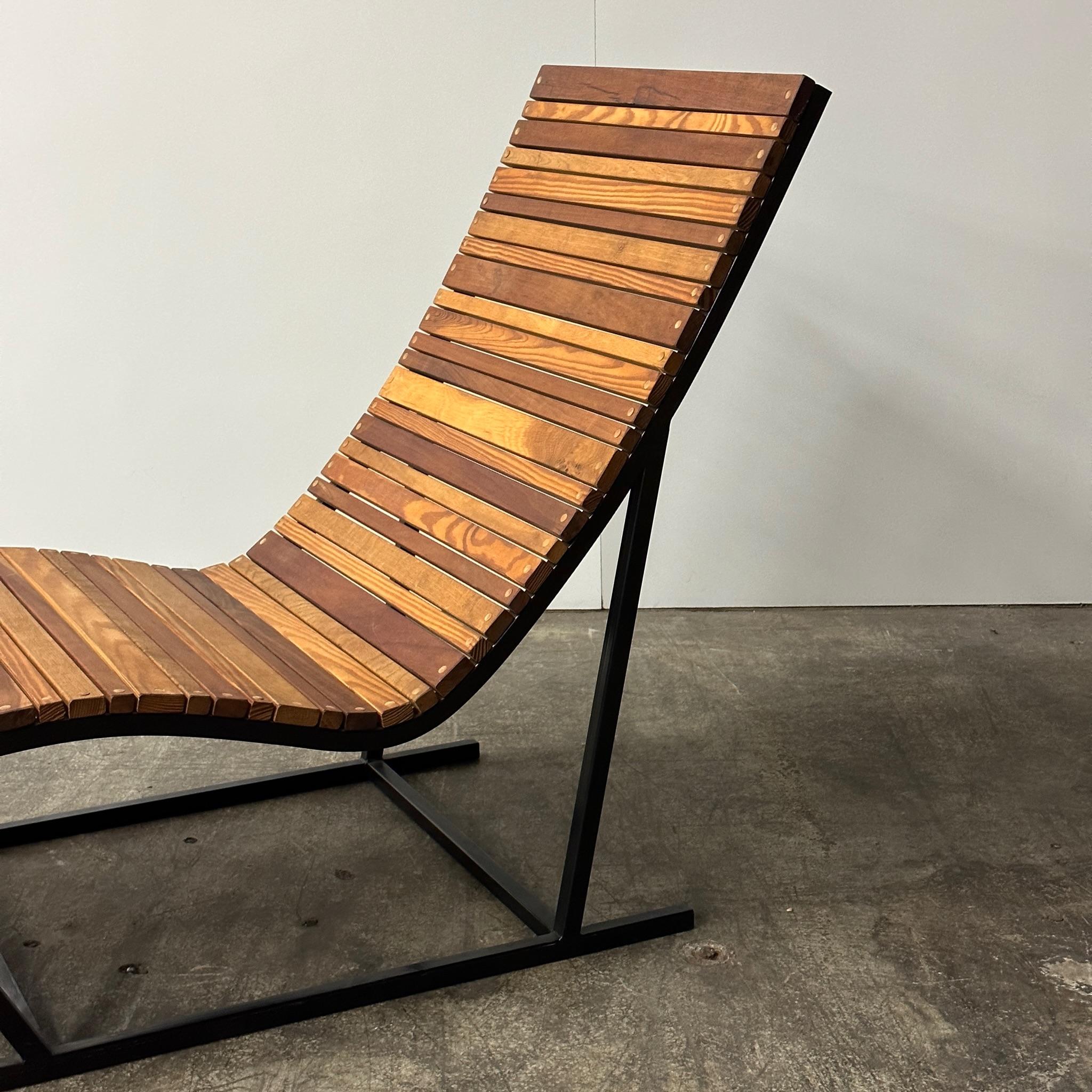 Mid-Century Modern Studio Made Wood Slat Chaise For Sale