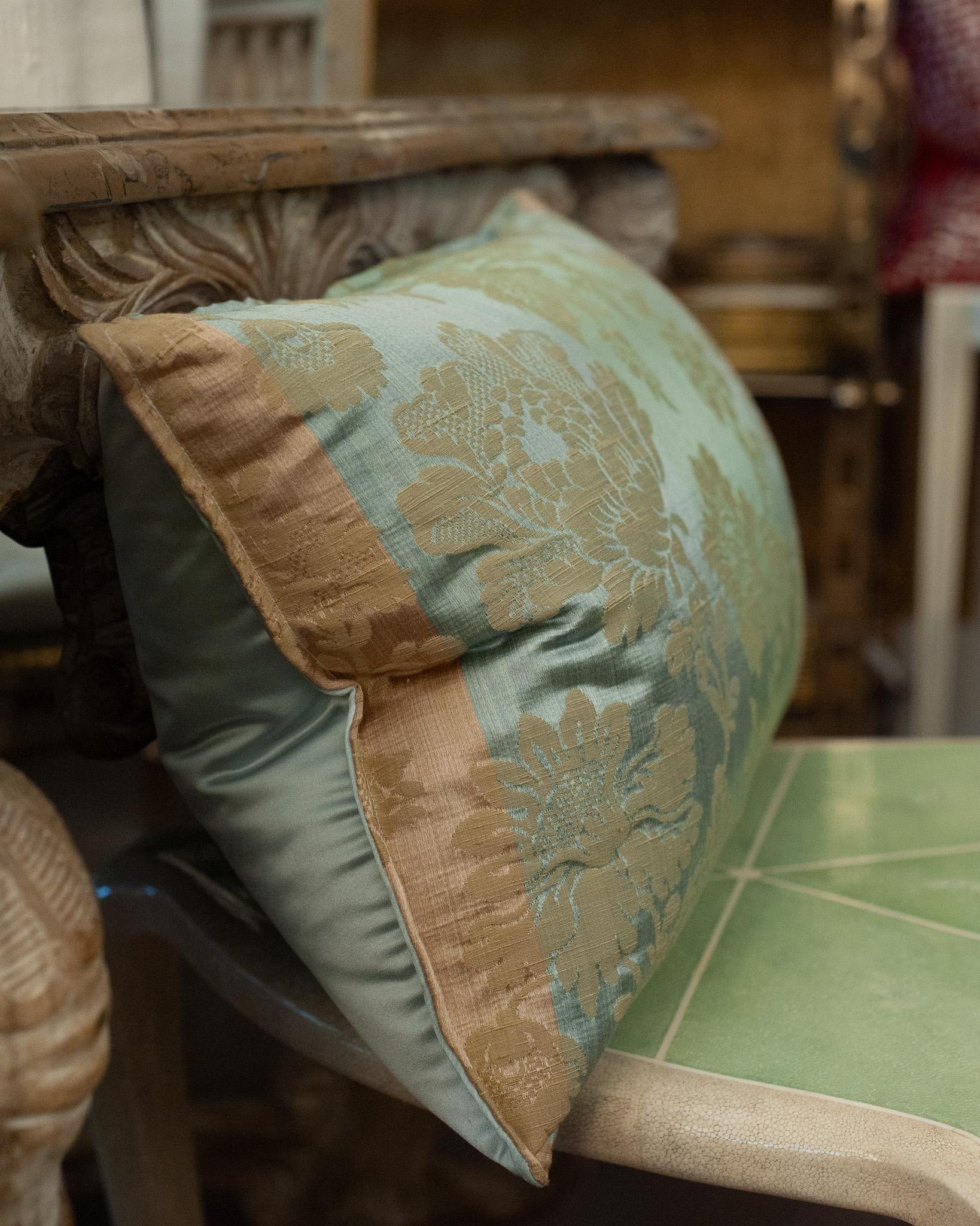 Studio Maison Nurita Multicolour Dégradé Floral Brocade Pillow In New Condition For Sale In Toronto, ON