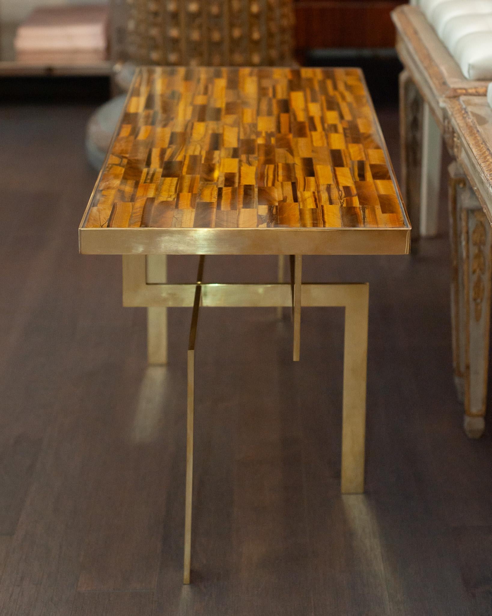 Studio Maison Nurita Tiger's Eye Table in Polished Brass In New Condition In Toronto, ON