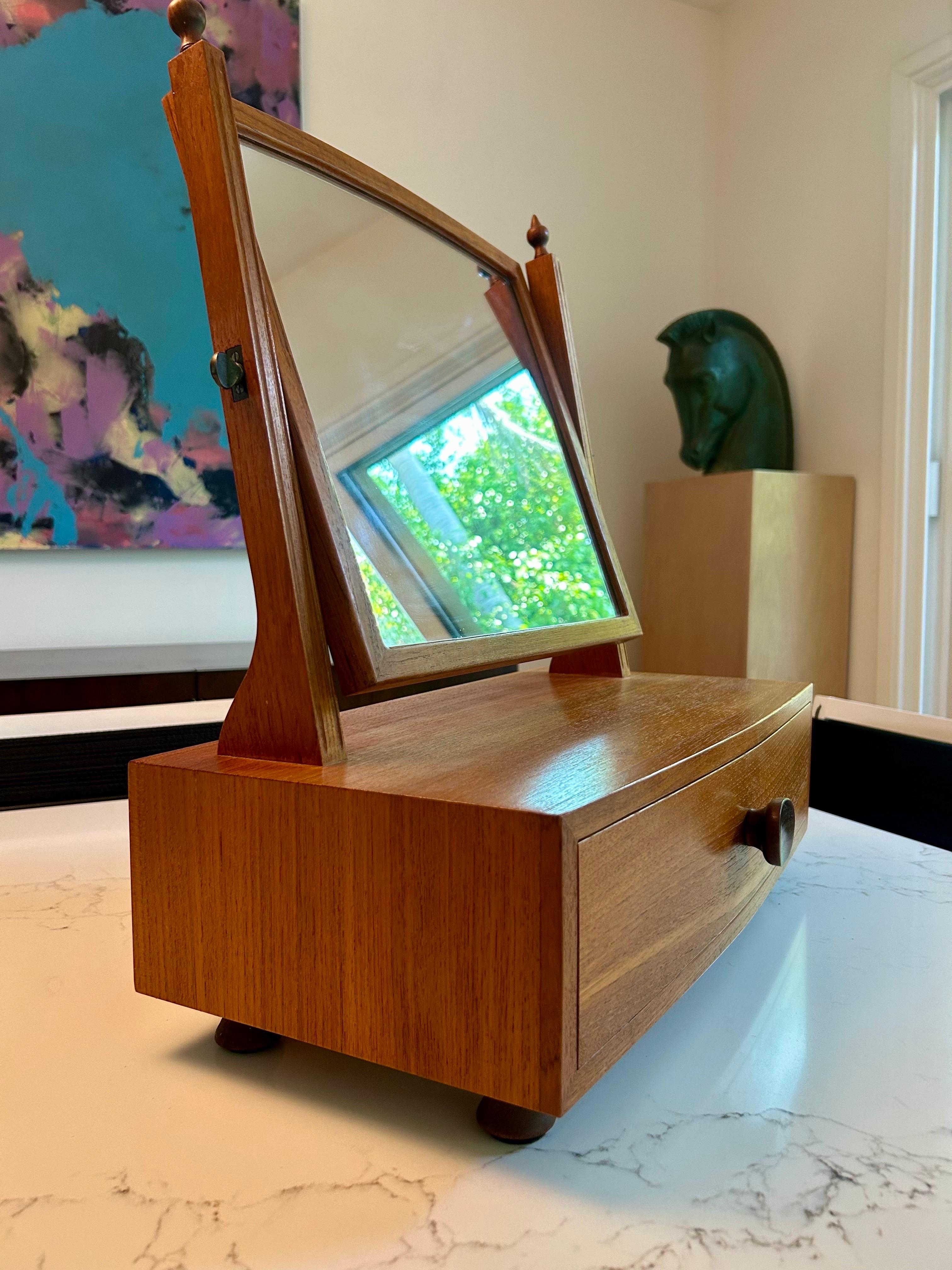 Américain Boîte à bijoux de vanité en bois mélangé de Studio 1981 Robert Belander en vente