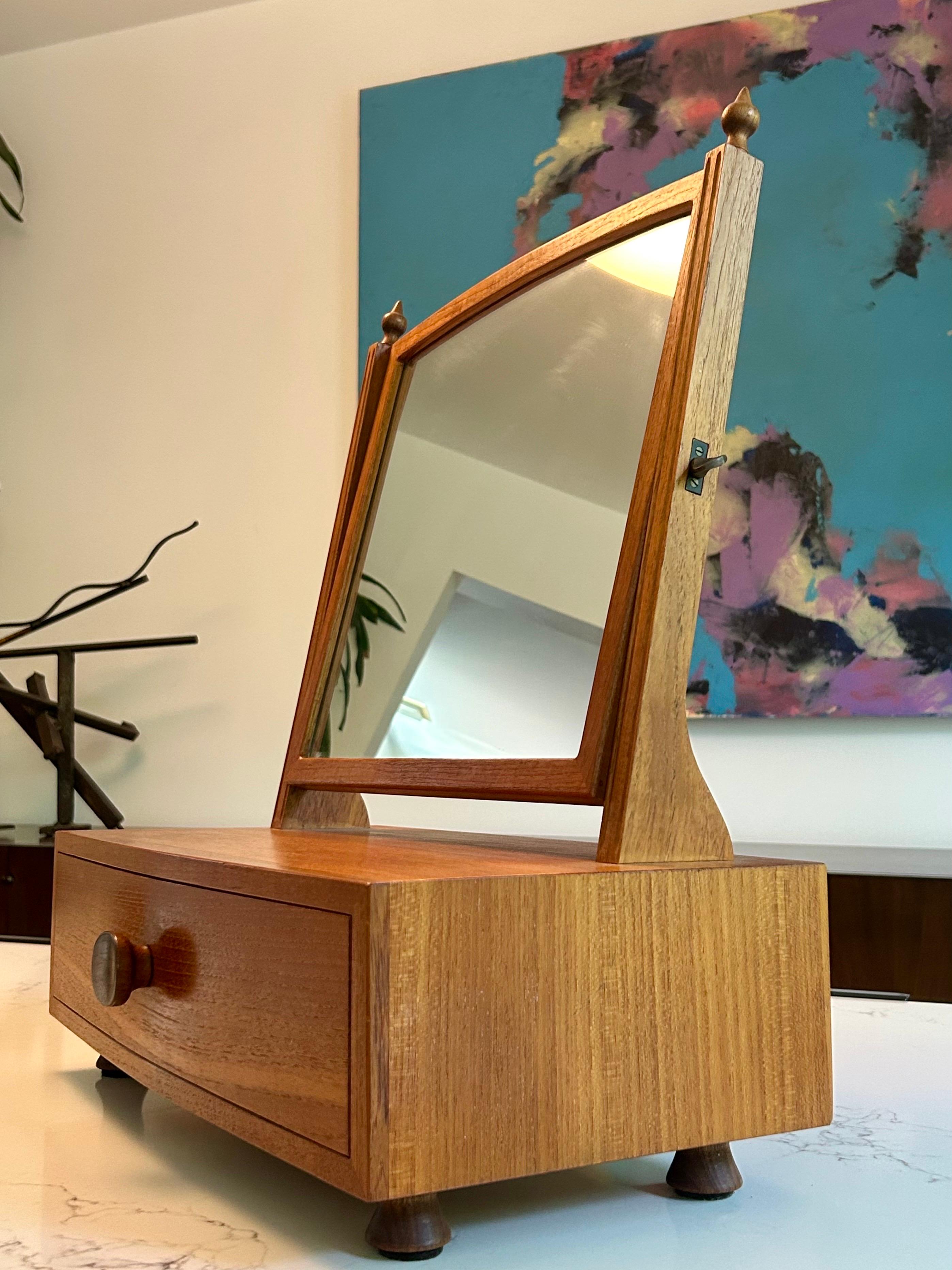 Boîte à bijoux de vanité en bois mélangé de Studio 1981 Robert Belander Excellent état - En vente à Los Angeles, CA