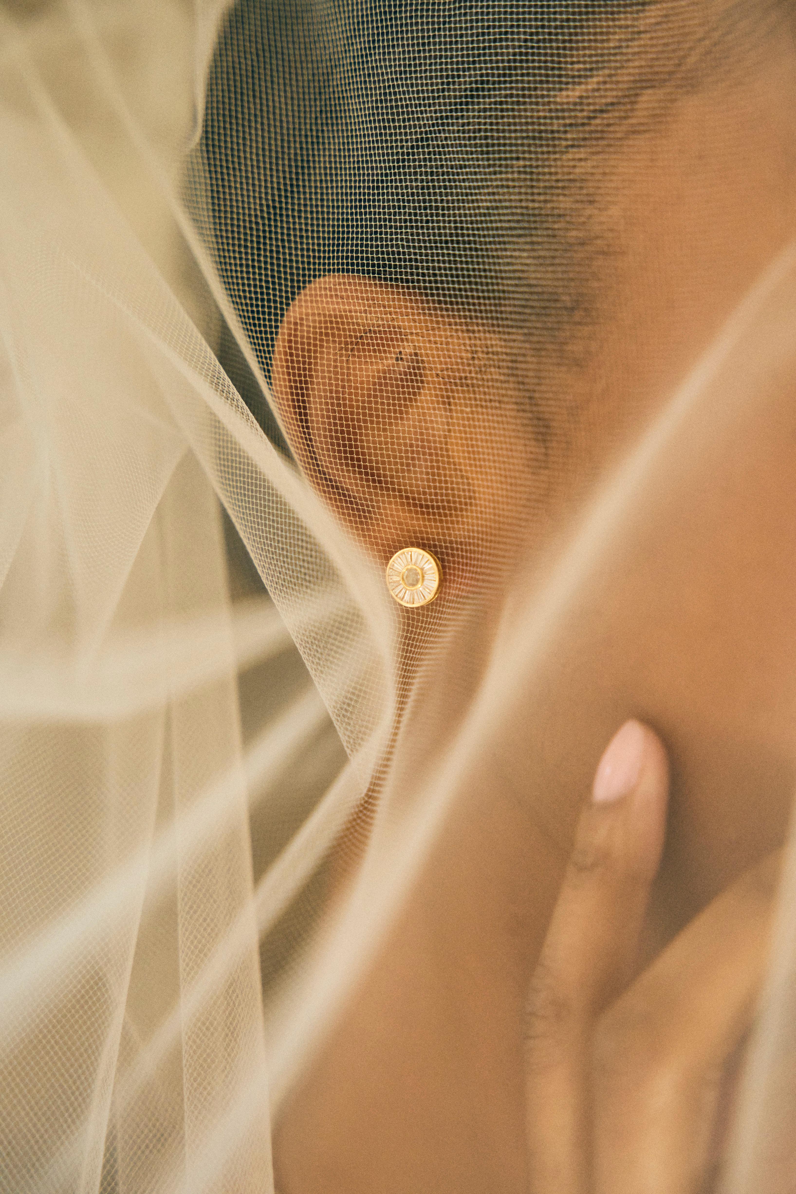 Contemporary Studio Mullins Margot Diamond Earrings For Sale