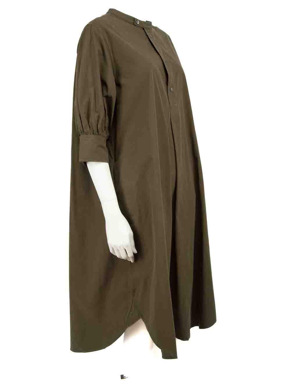 CONDITION is Good. Minor wear to dress is evident. Light wear to the front with light marks on this used Studio Nicholson designer resale item.
 
 Details
 Green
 Cotton
 Shirt dress
 Midi
 Button fastening
 Short puff sleeves
 2x Side pockets
 
 
