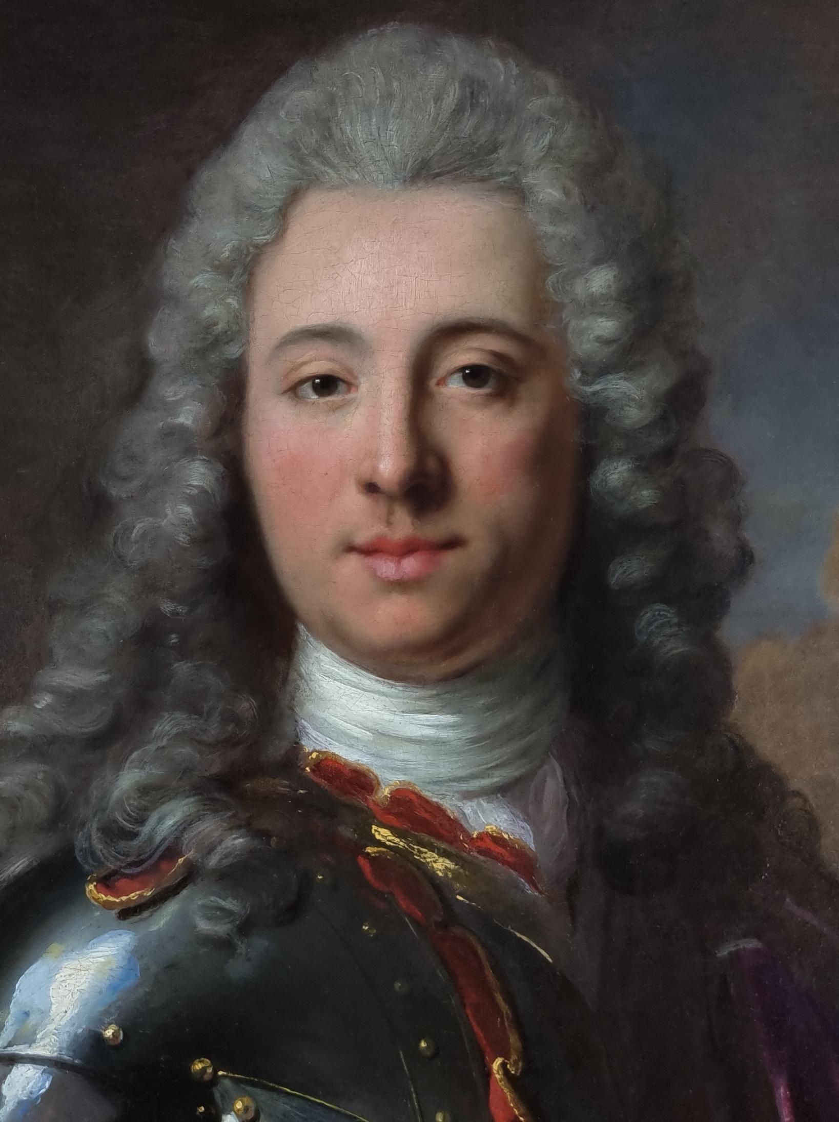 Portrait d'un Gentleman en armure et crémaillère mauve, vers 1740 ; Louis Tocque, peinture - Maîtres anciens Painting par Studio of Louis Tocque