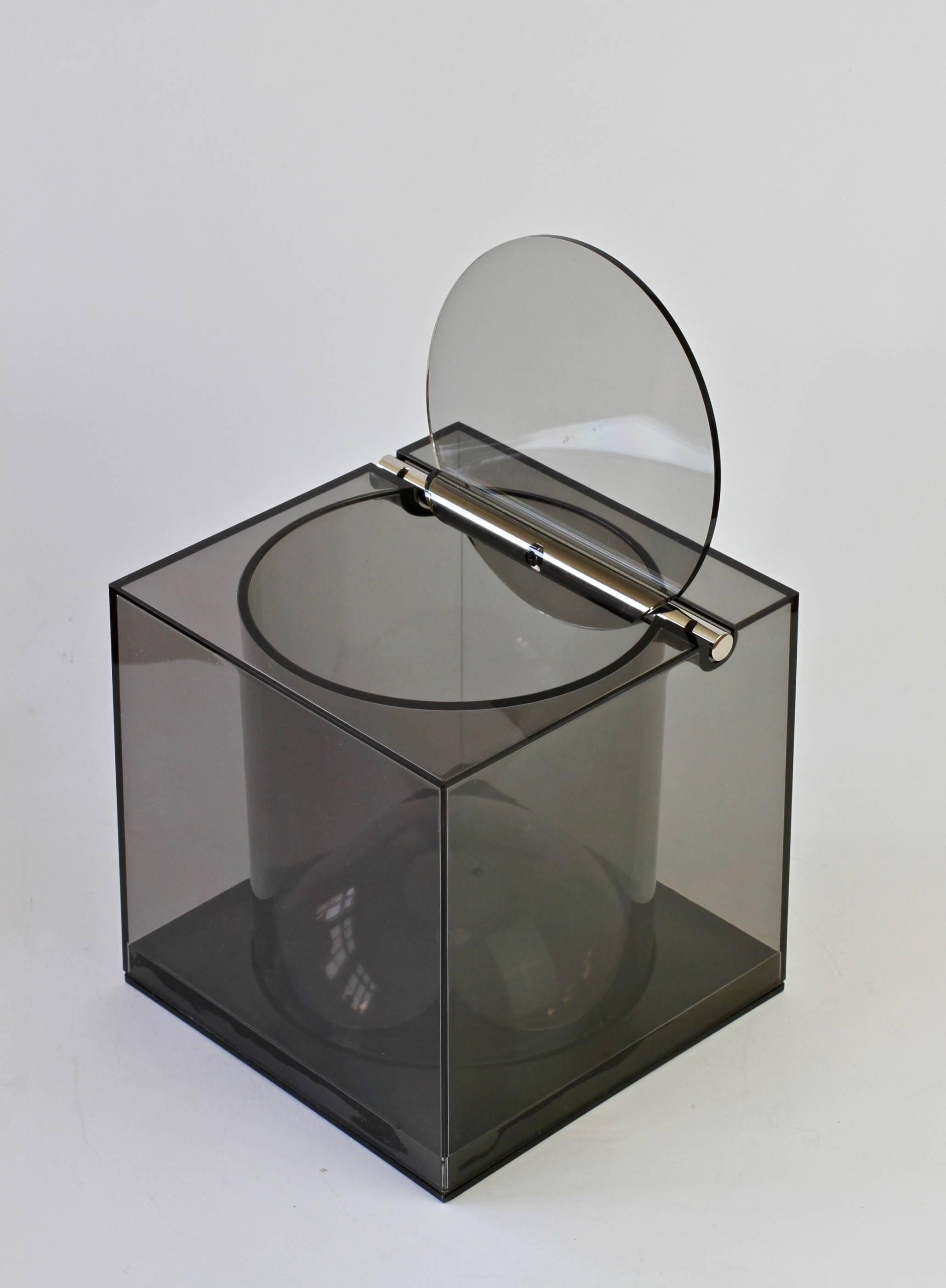 Studio Opi Toned Acrylic Ice Bucket or Holder for Cini & Nils, Milan, 1970s 5