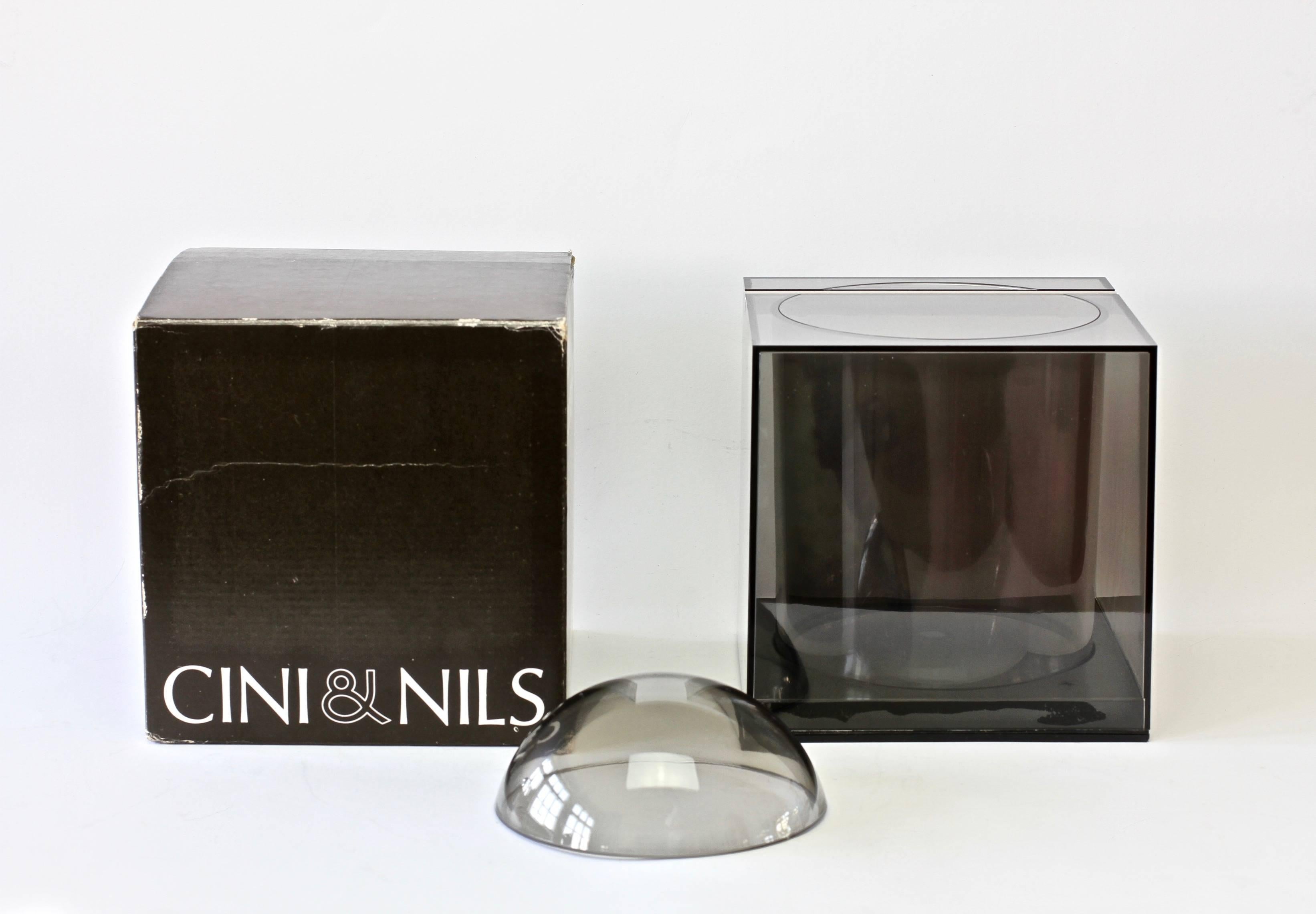 Studio Opi Toned Acrylic Ice Bucket or Holder for Cini & Nils, Milan, 1970s 7