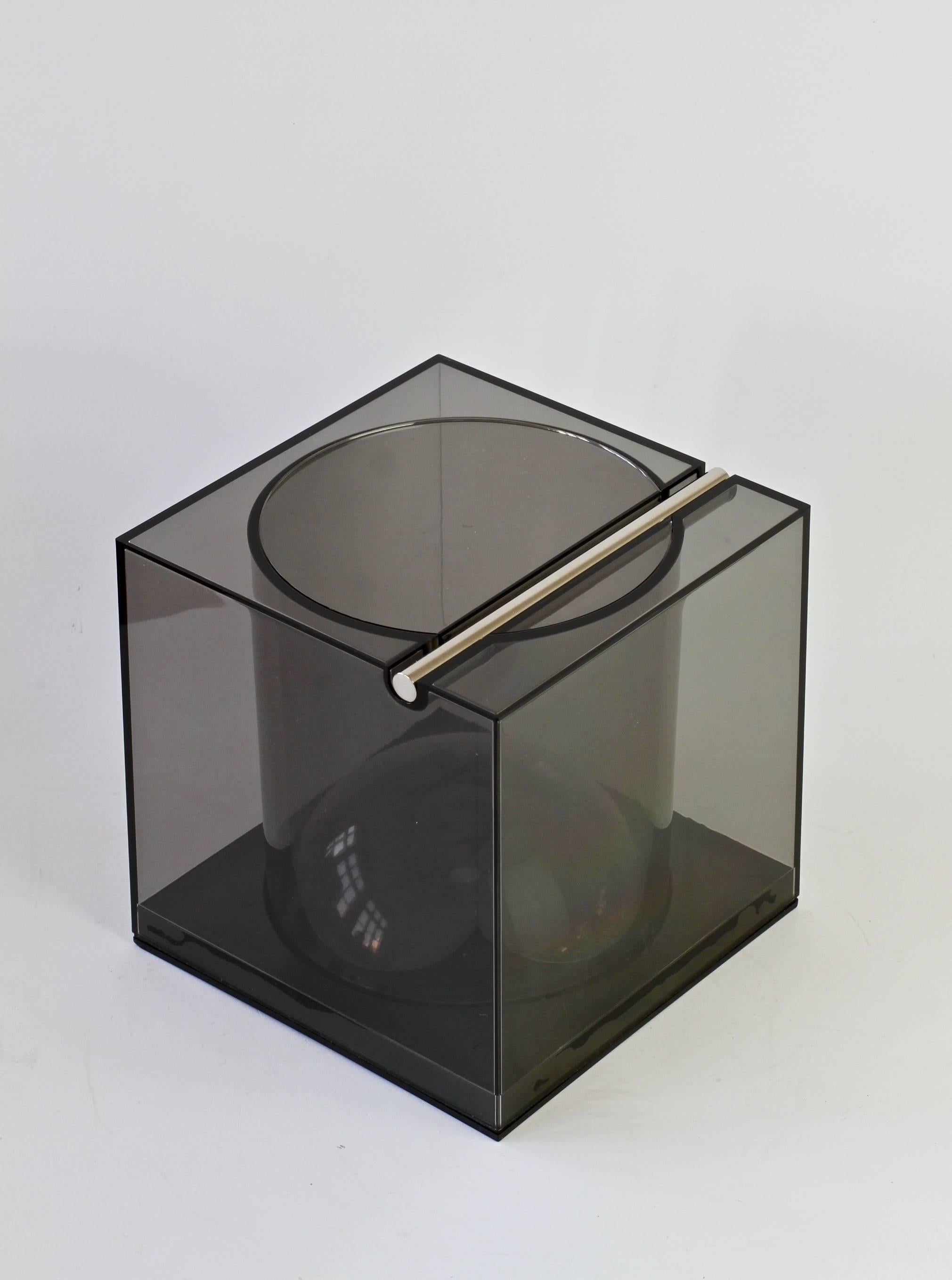 Studio Opi Toned Acrylic Ice Bucket or Holder for Cini & Nils, Milan, 1970s 2