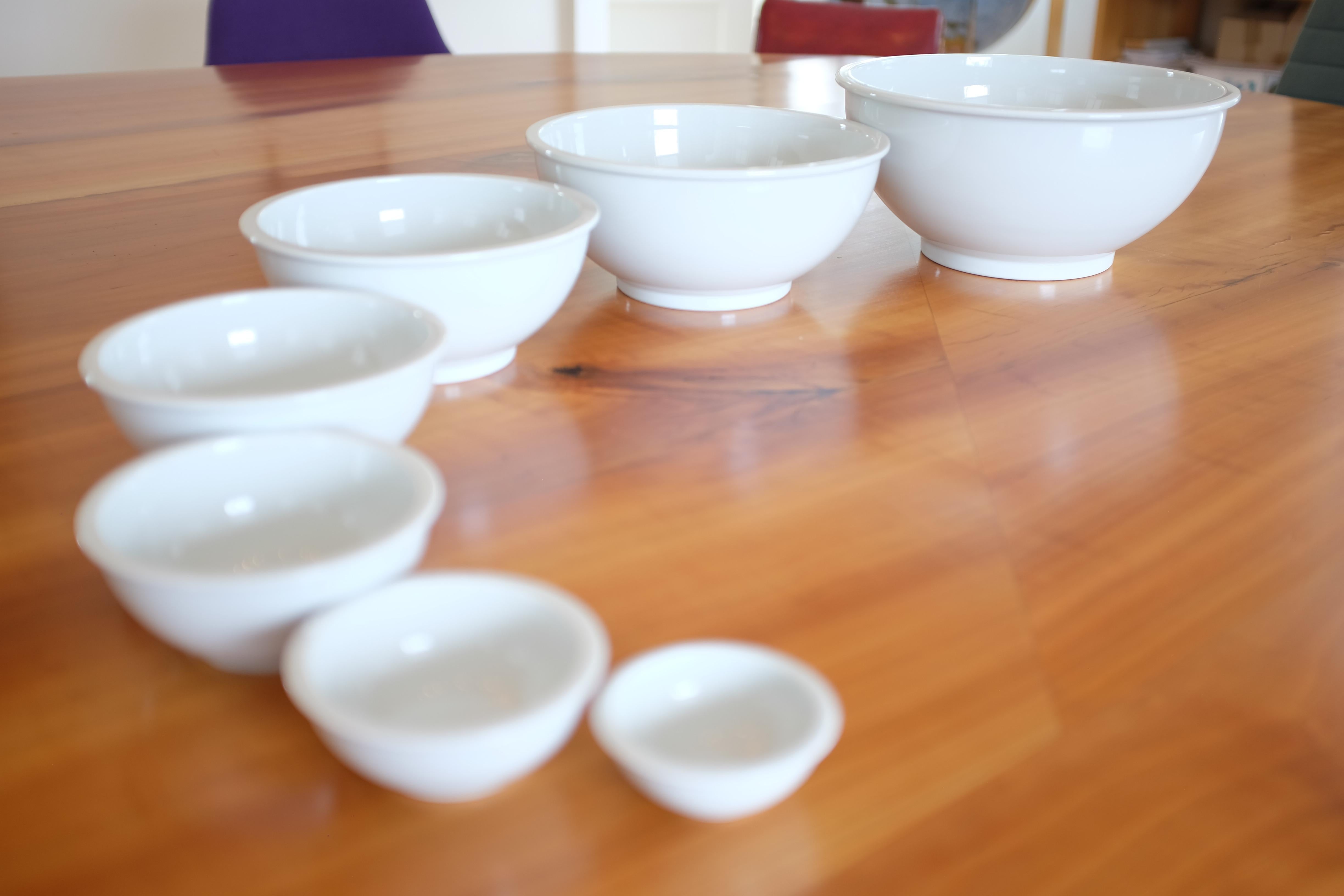Studio Pieter Stockmans 7 in 1 White Bowls In New Condition For Sale In New Milford, CT