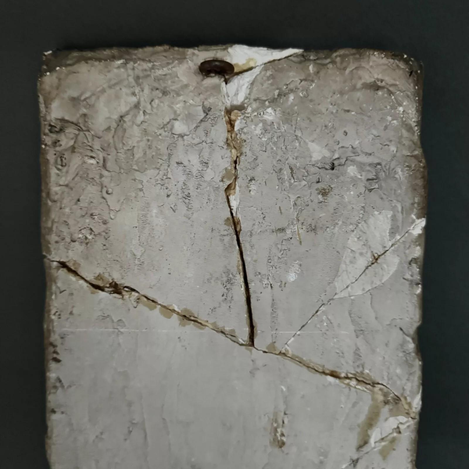 Français Studio Plaster Bas-Relief by Charles Filleul – Depicting a Nymph en vente